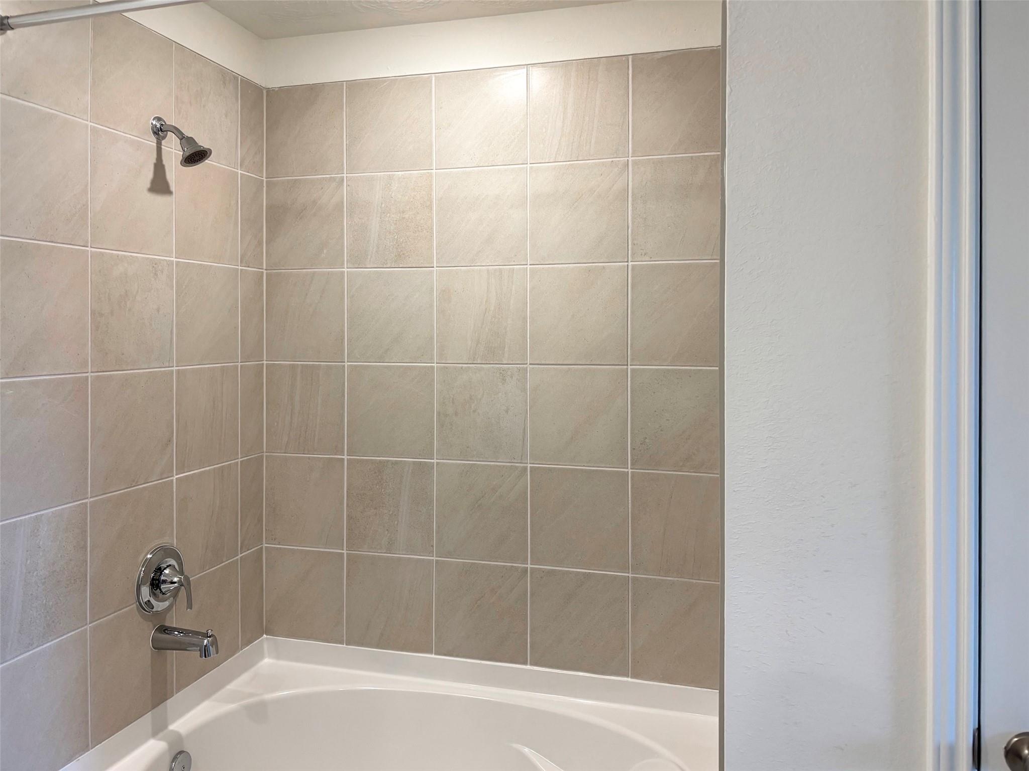 6018 Monte Thomas Property Photo 8