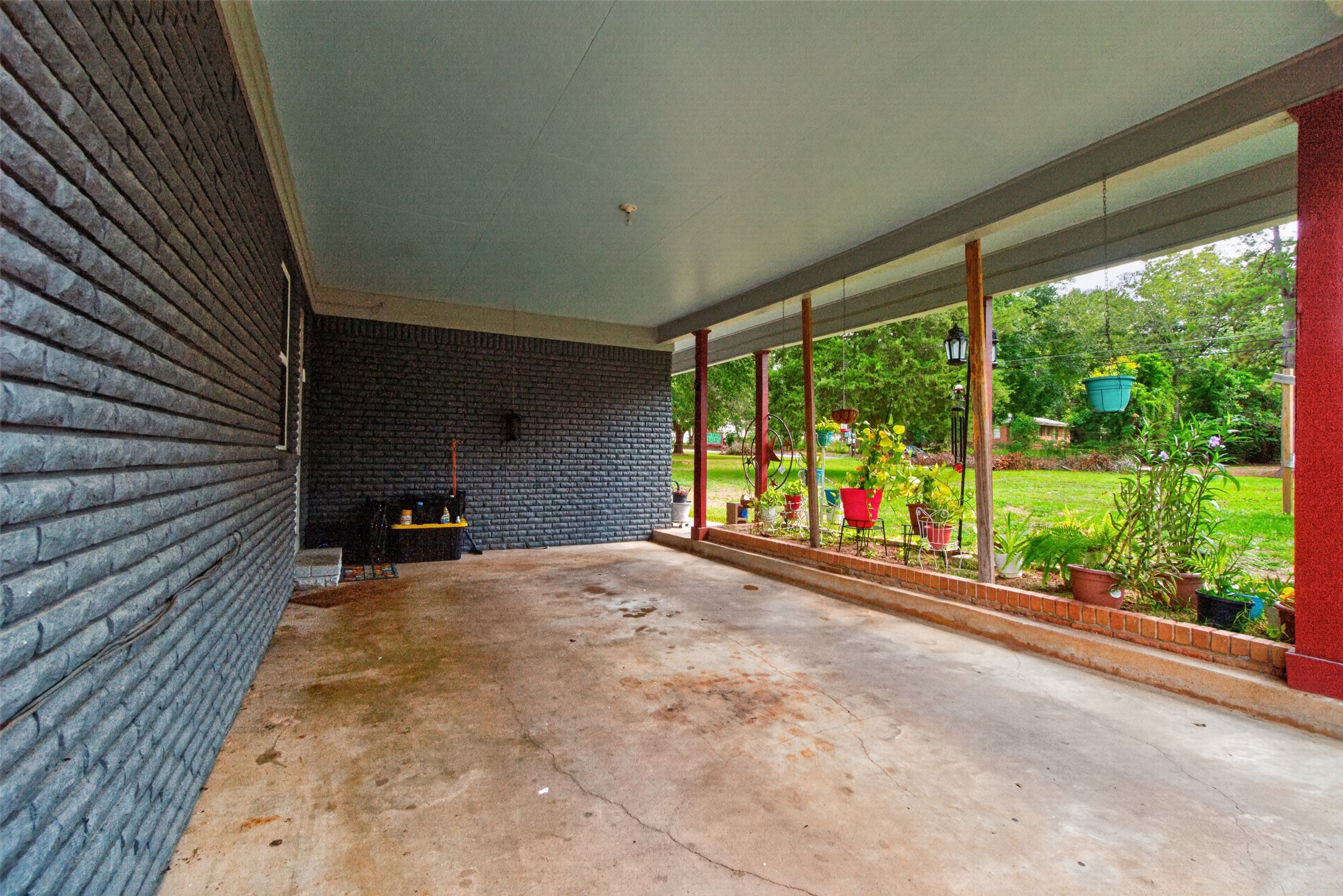 309 N Beech Street Property Photo 4