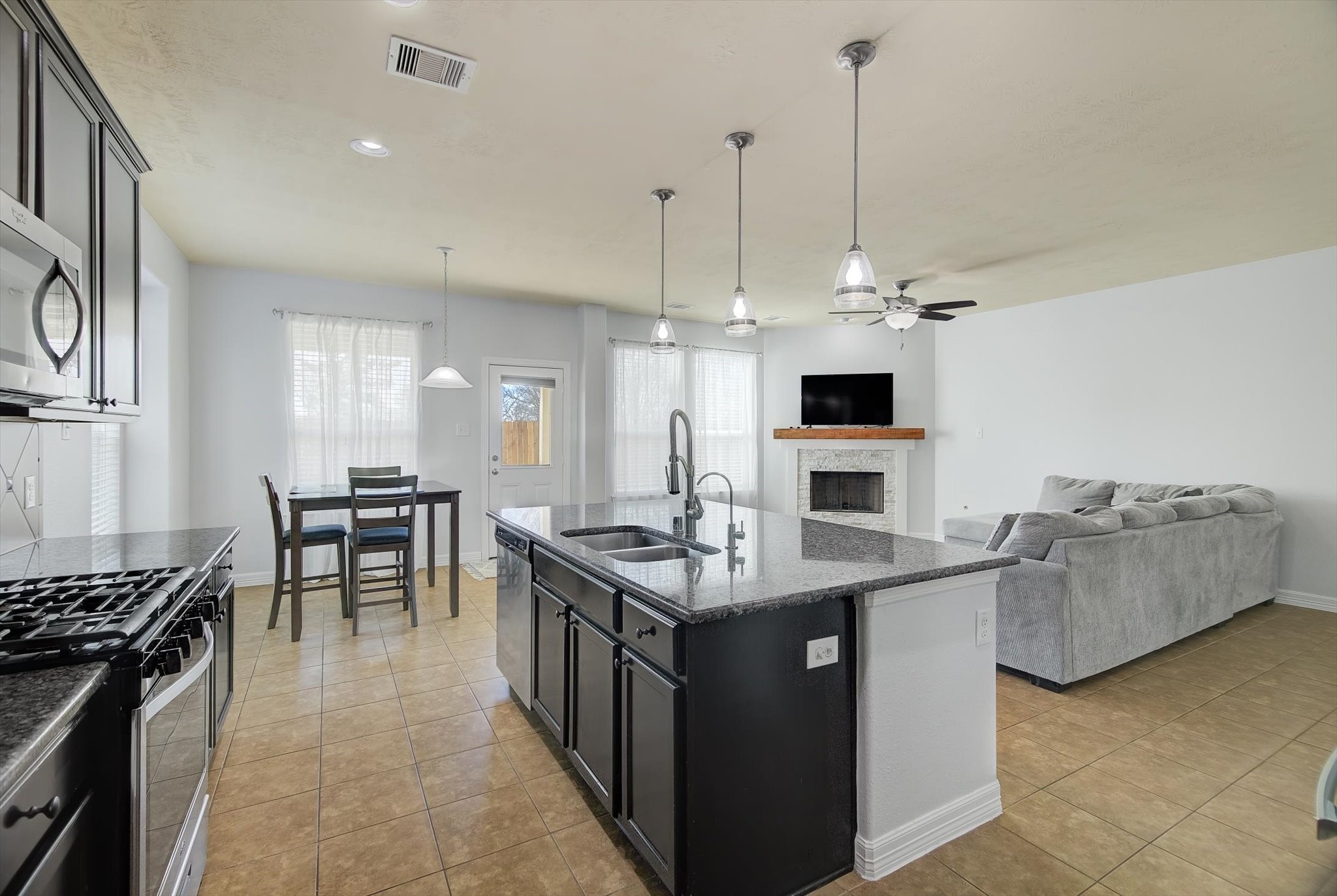 326 Polar Bear Trail Property Photo 16