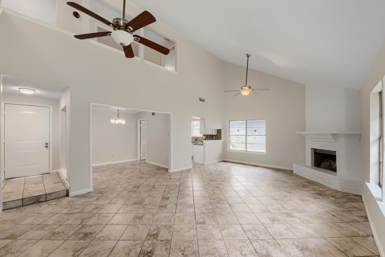 5819 Culross Close Property Photo 14