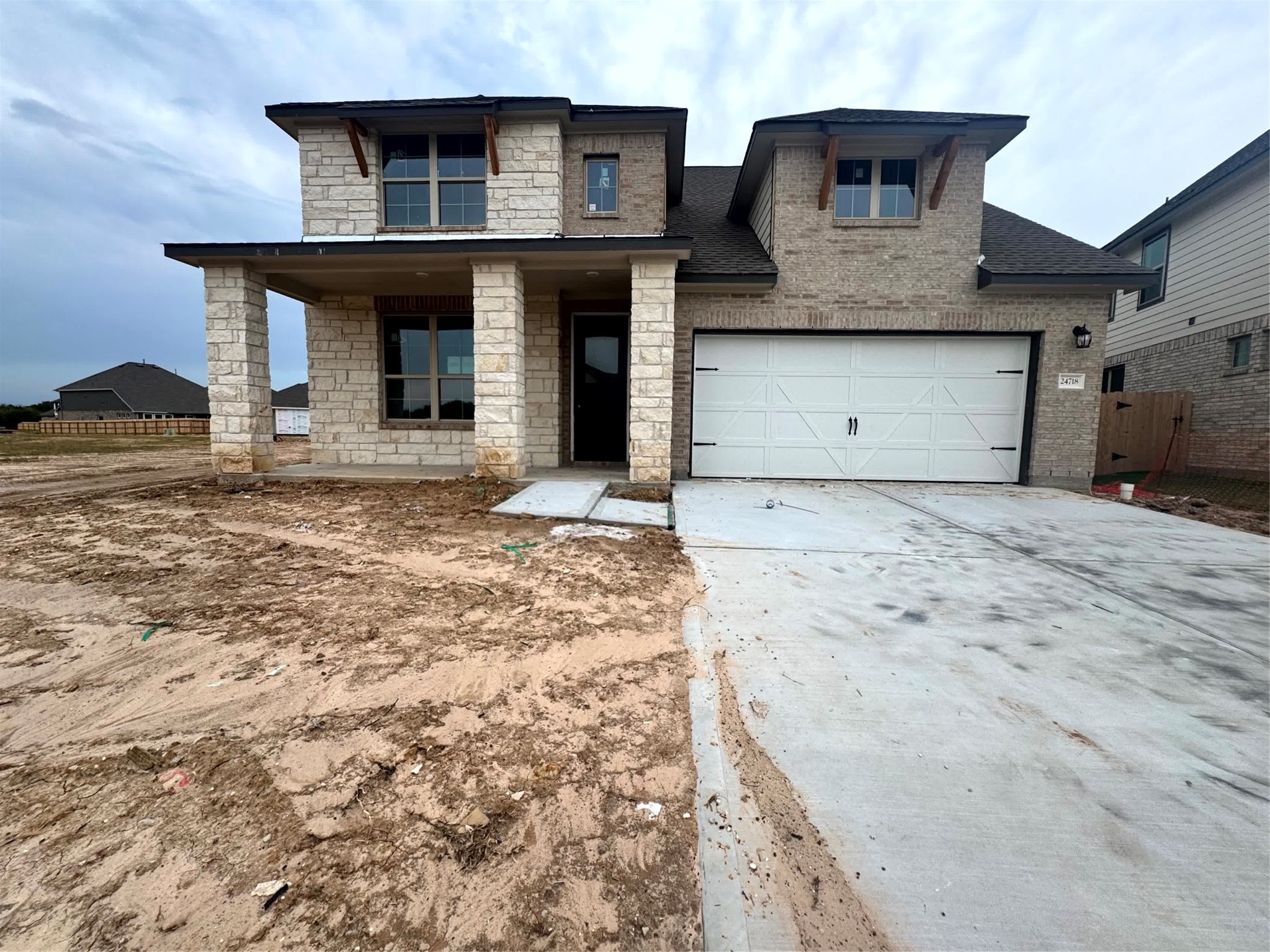 24718 Bunker Bay Court Property Photo 1