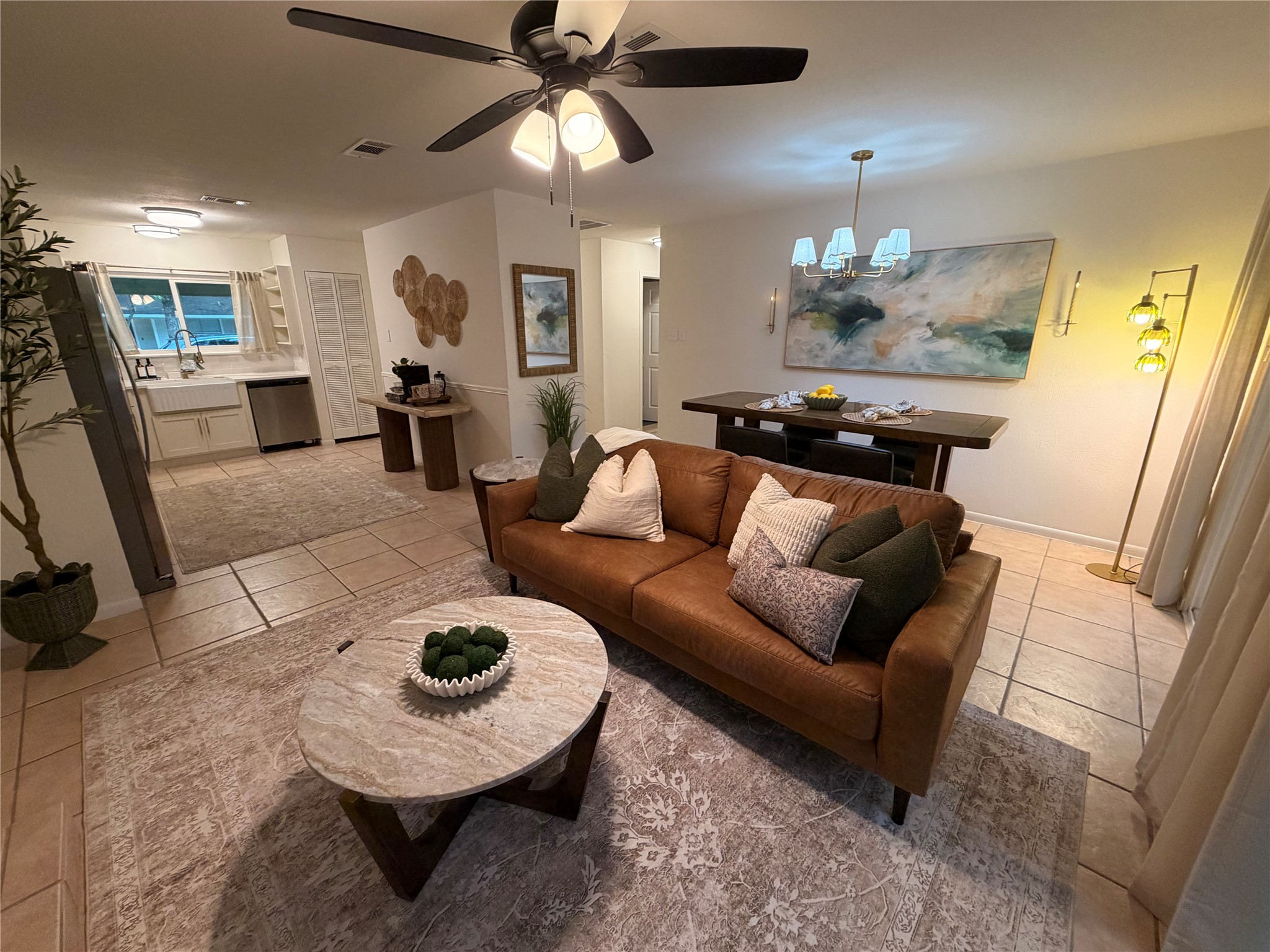 1 Laurel Oak Place Property Photo 6