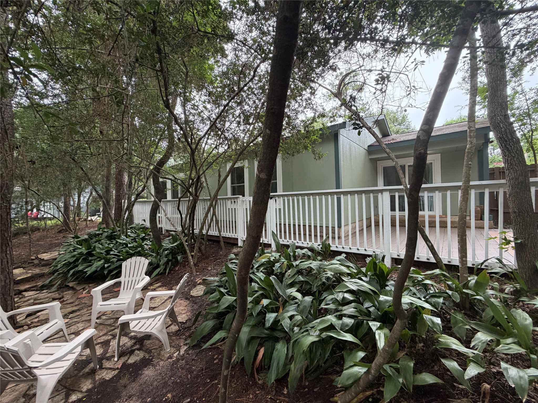 1 Laurel Oak Place Property Photo 20