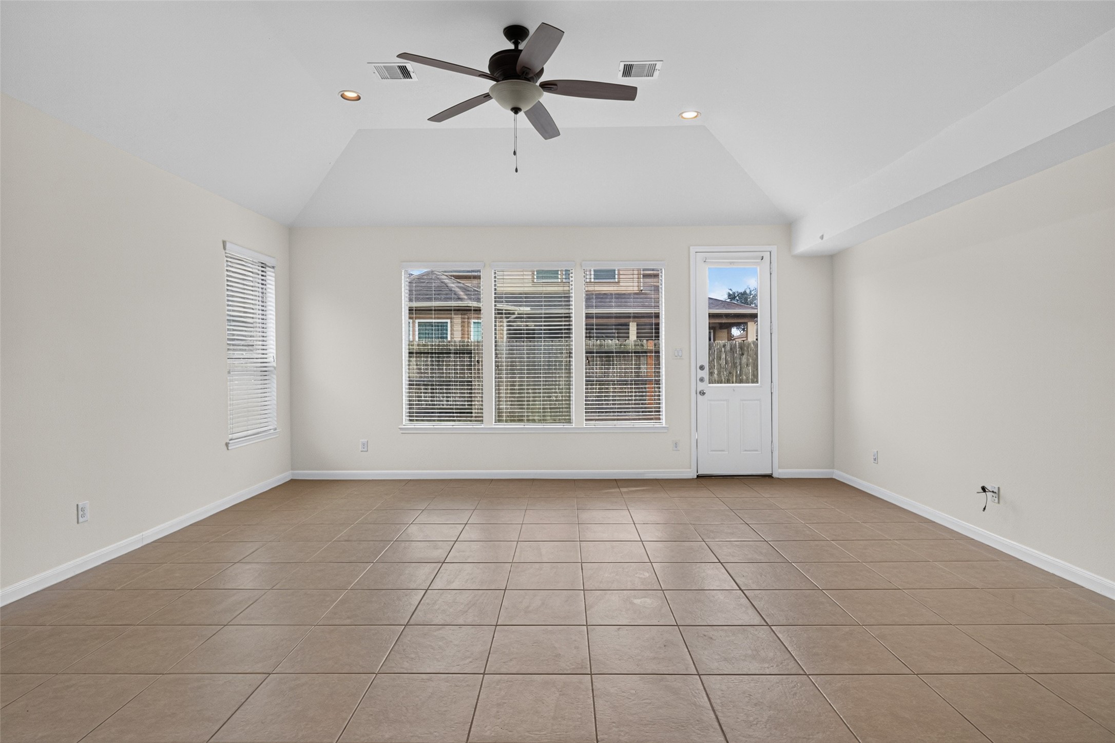 26343 Riley Glen Drive Property Photo 27