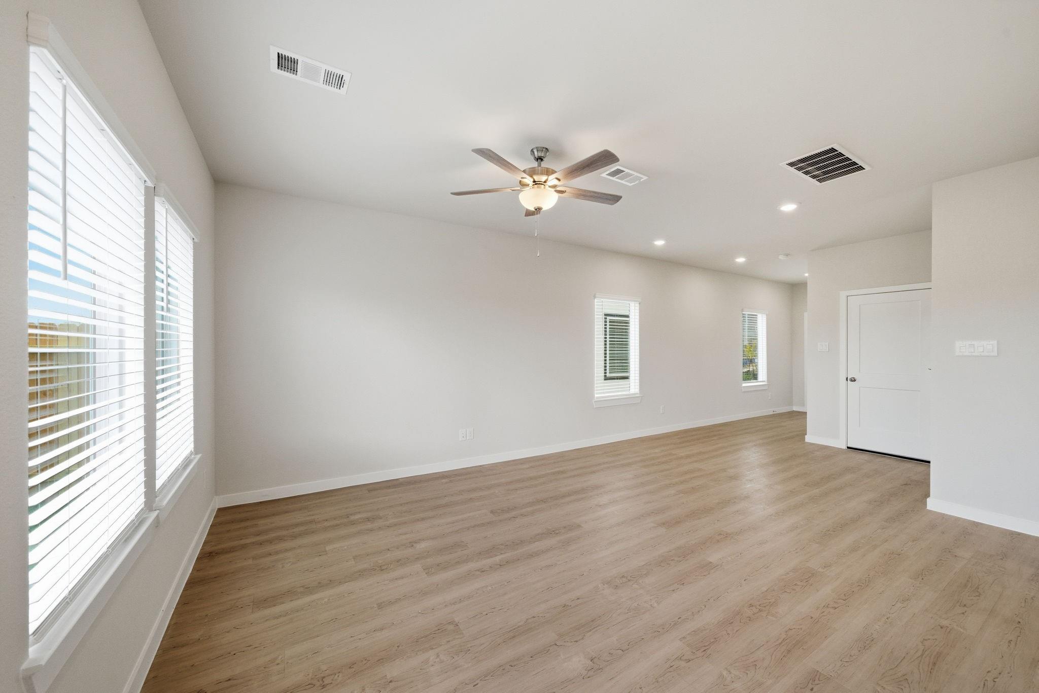 3312 Vine Terrace Trace Property Photo 11