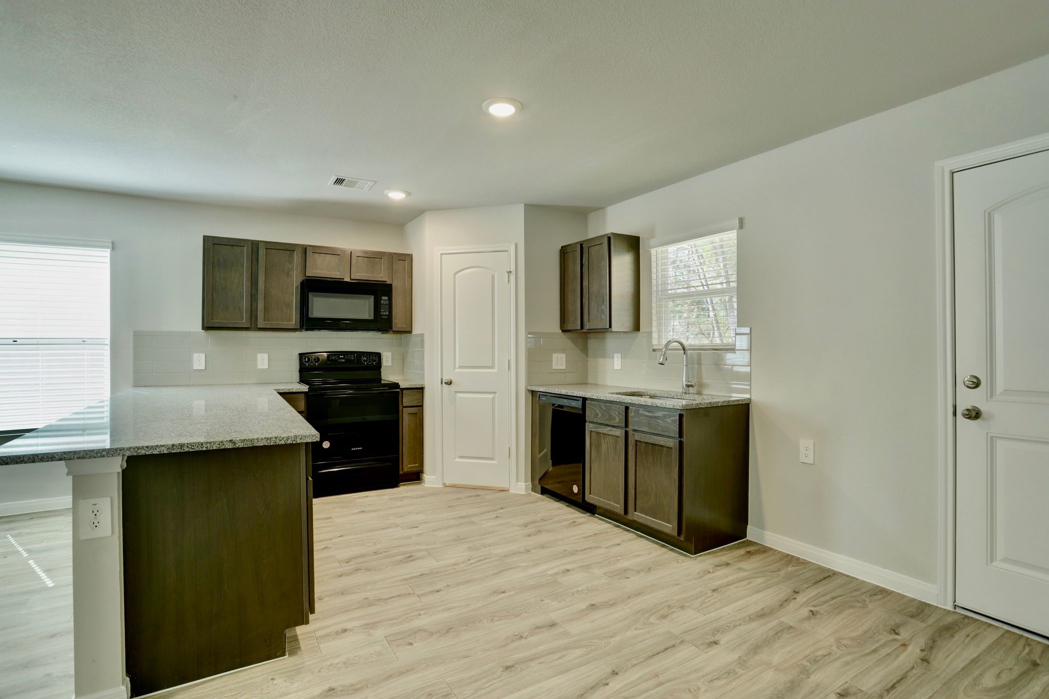 406 Noel Property Photo 9