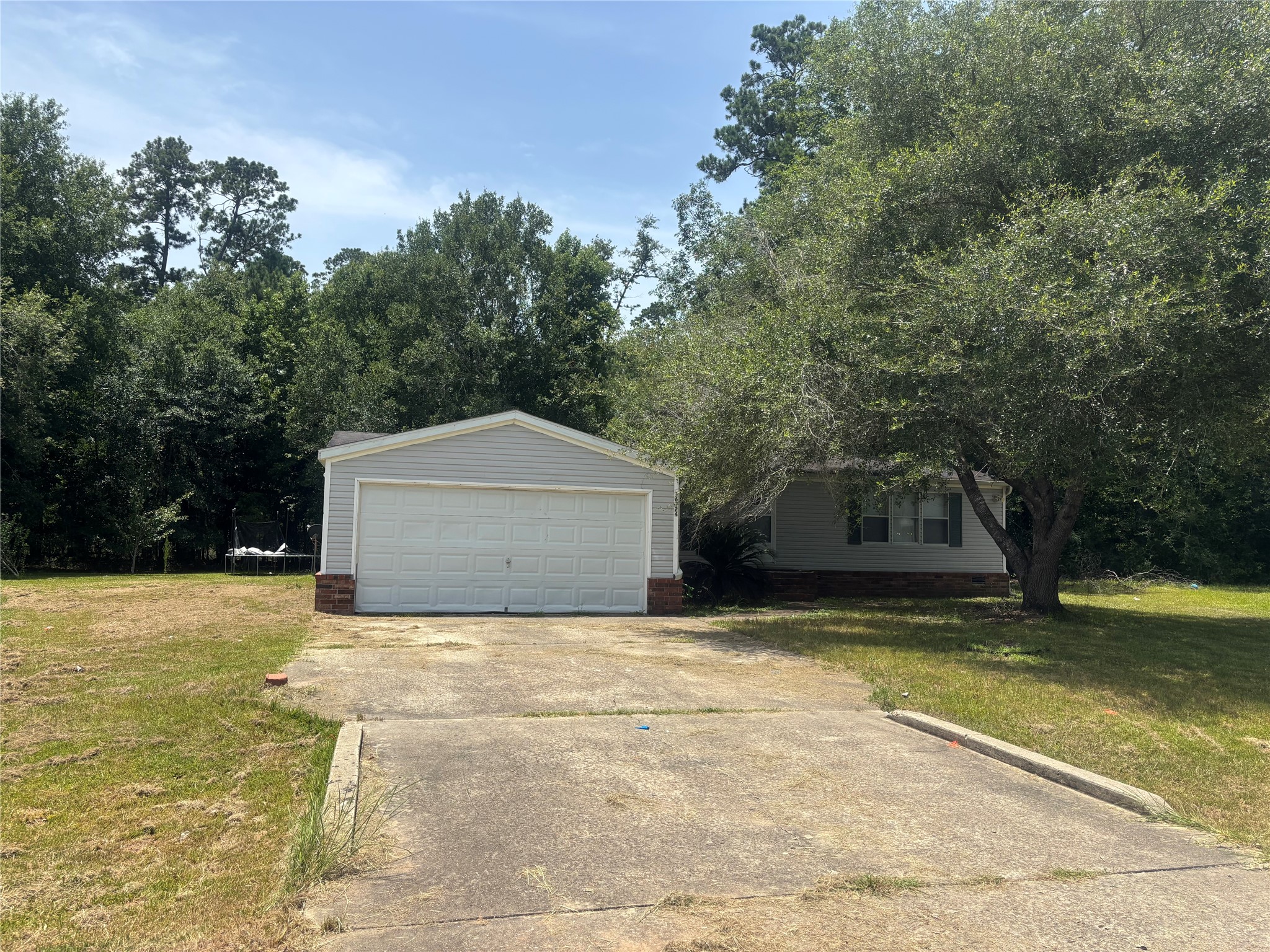 16124 Lone Star Ranch Drive Property Photo 1