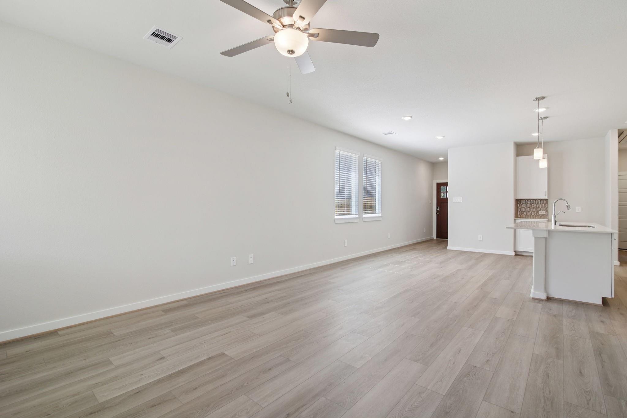 11408 Zenyatta Lane, Houston Tx 77048 Property Photo 5