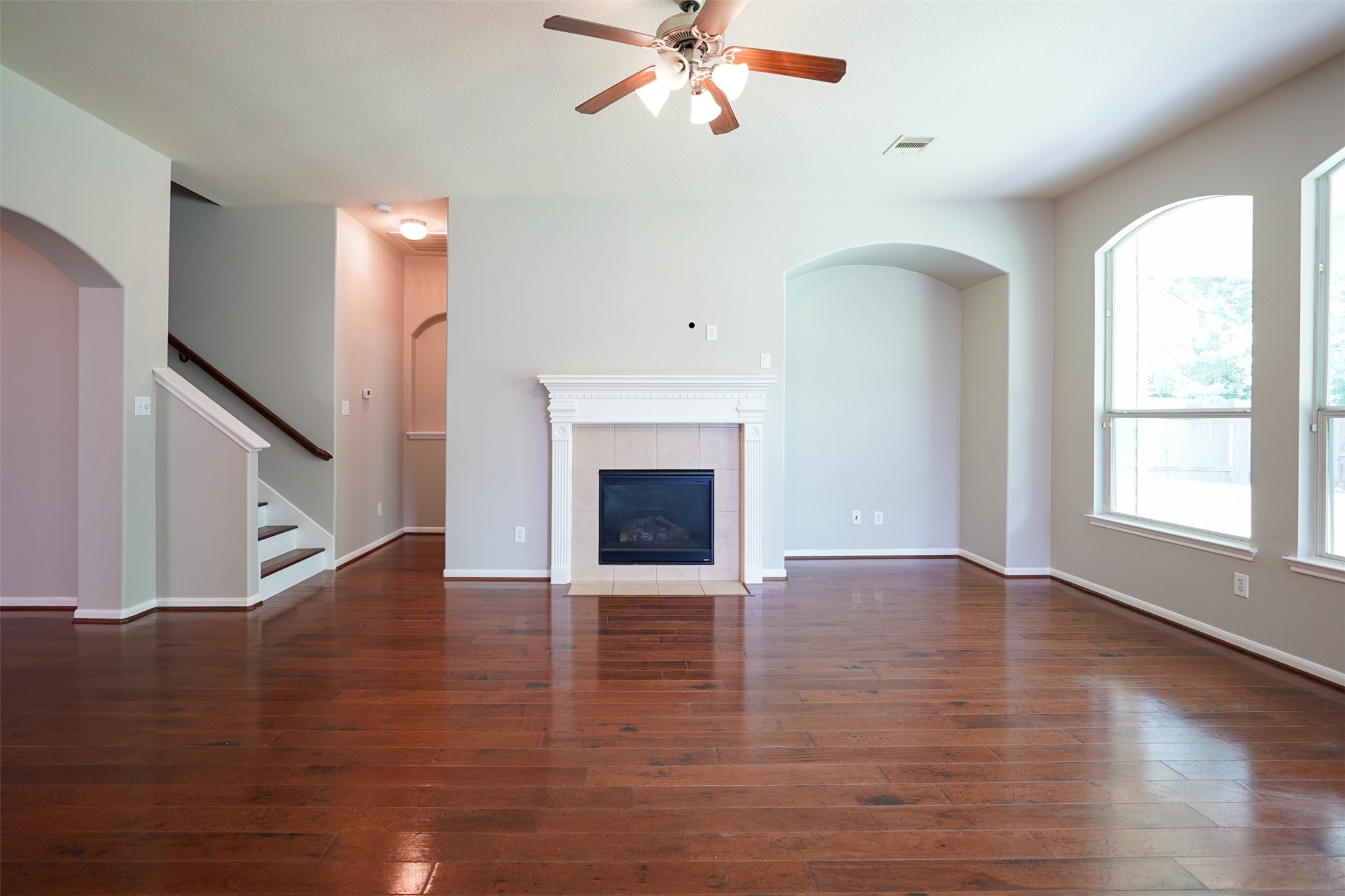 28038 Emma Gardens Lane Property Photo 8