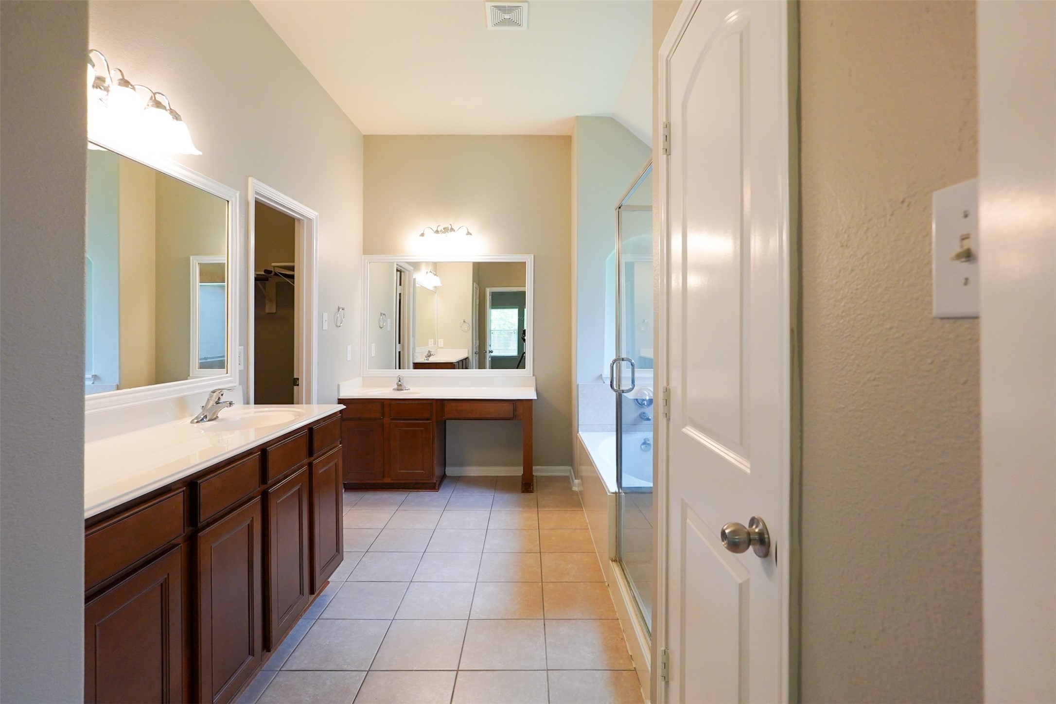 28038 Emma Gardens Lane Property Photo 14