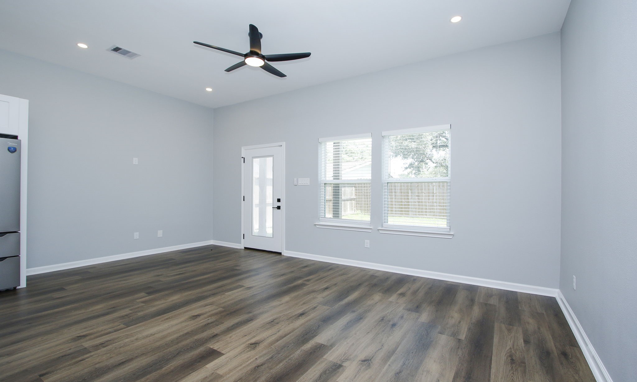 4337 Faulkner Street Property Photo 9