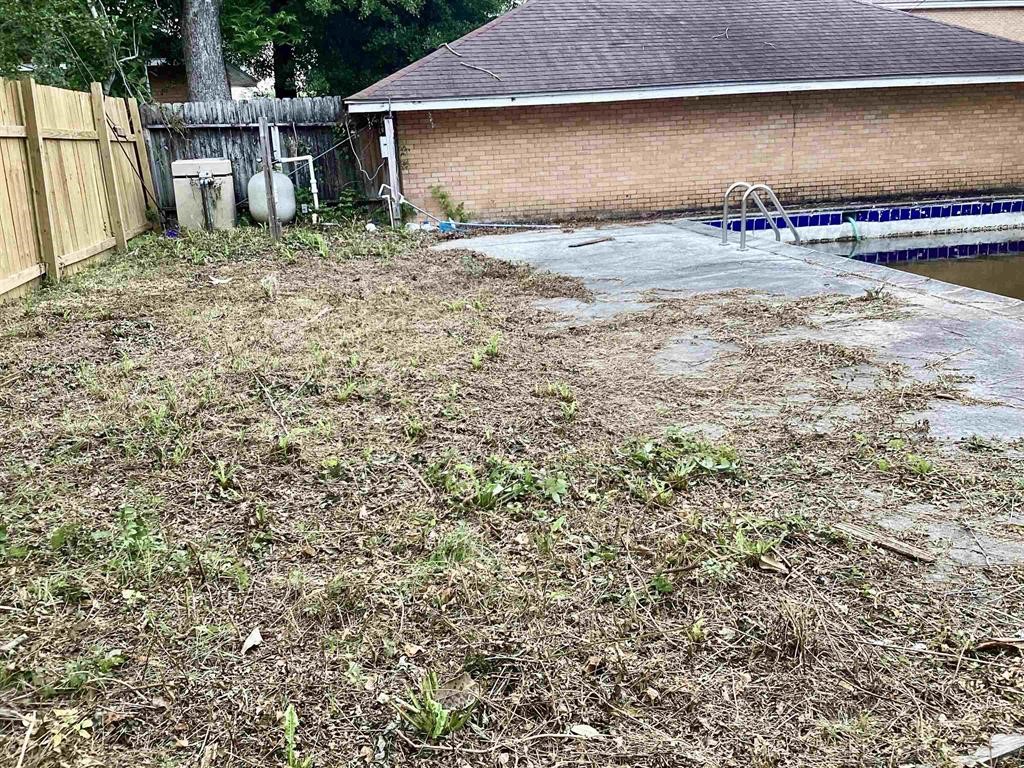 103 W Main St Property Photo 20