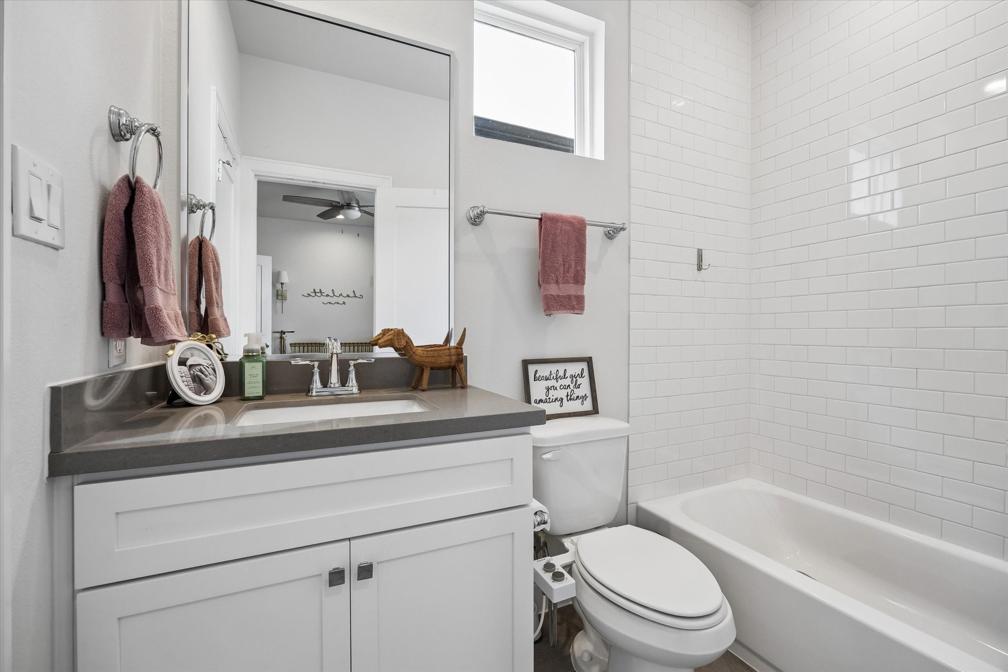 2491 W 11th Street Property Photo 19