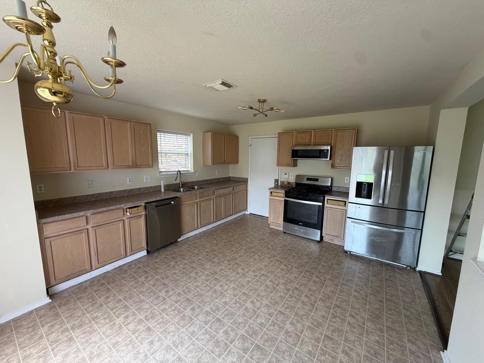 5722 W Harrow Drive Property Photo 11
