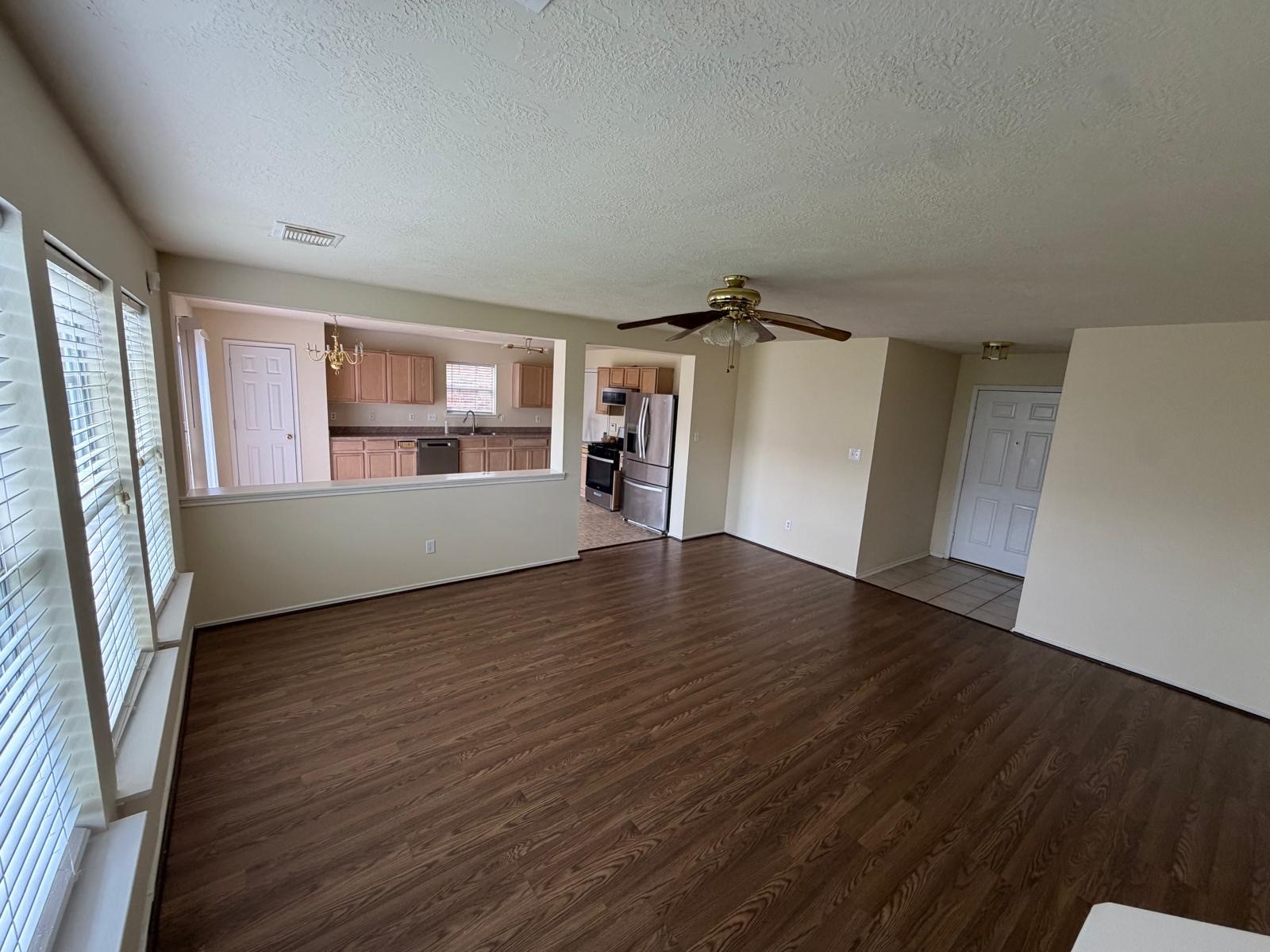 5722 W Harrow Drive Property Photo 12