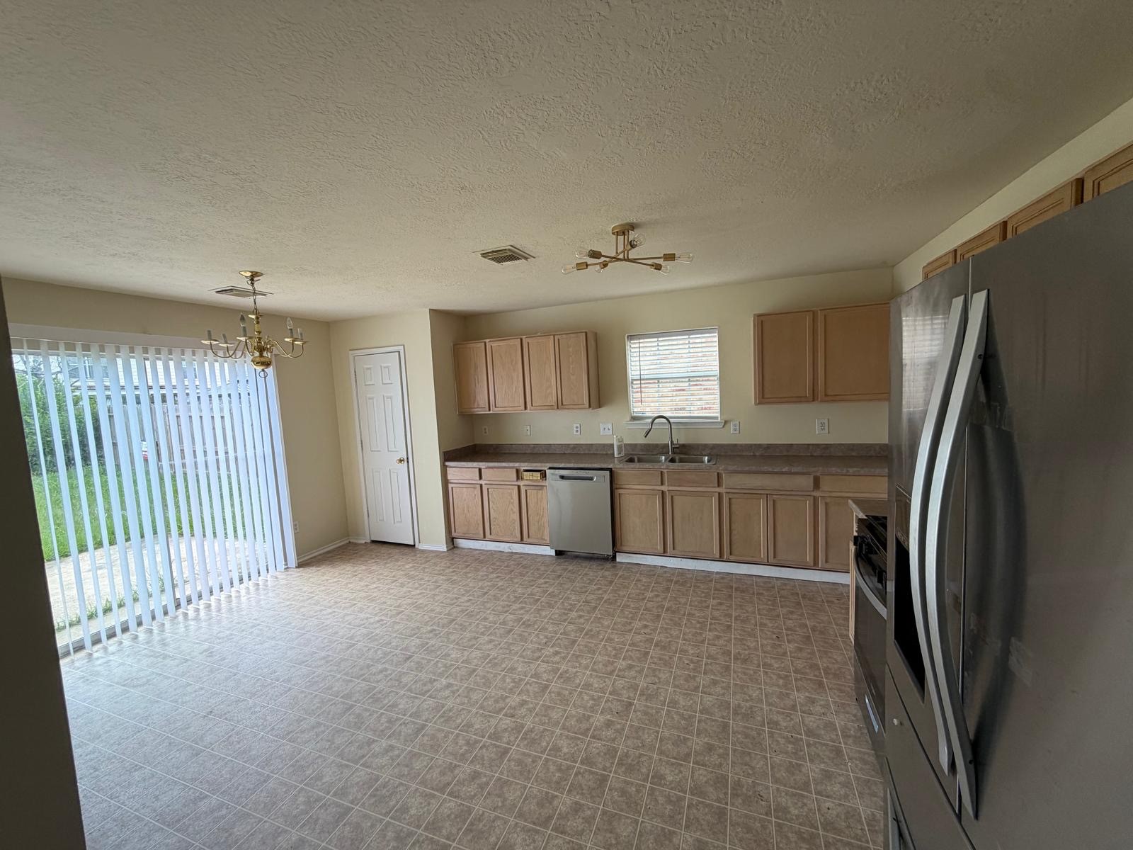 5722 W Harrow Drive Property Photo 13