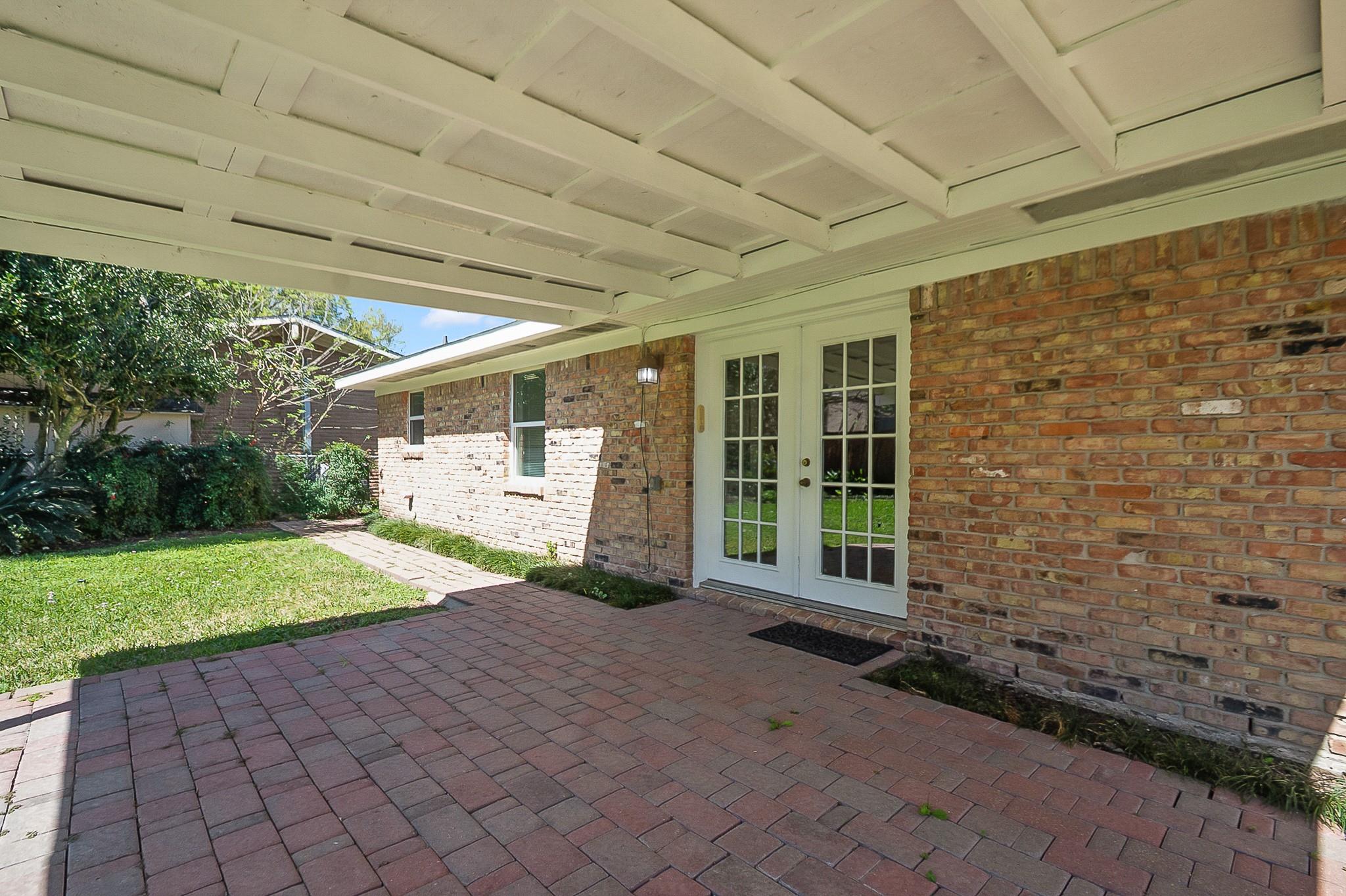 9515 Beverlyhill Street Property Photo 36