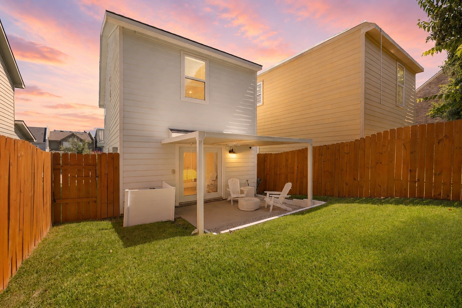 168 Capetown Property Photo 3