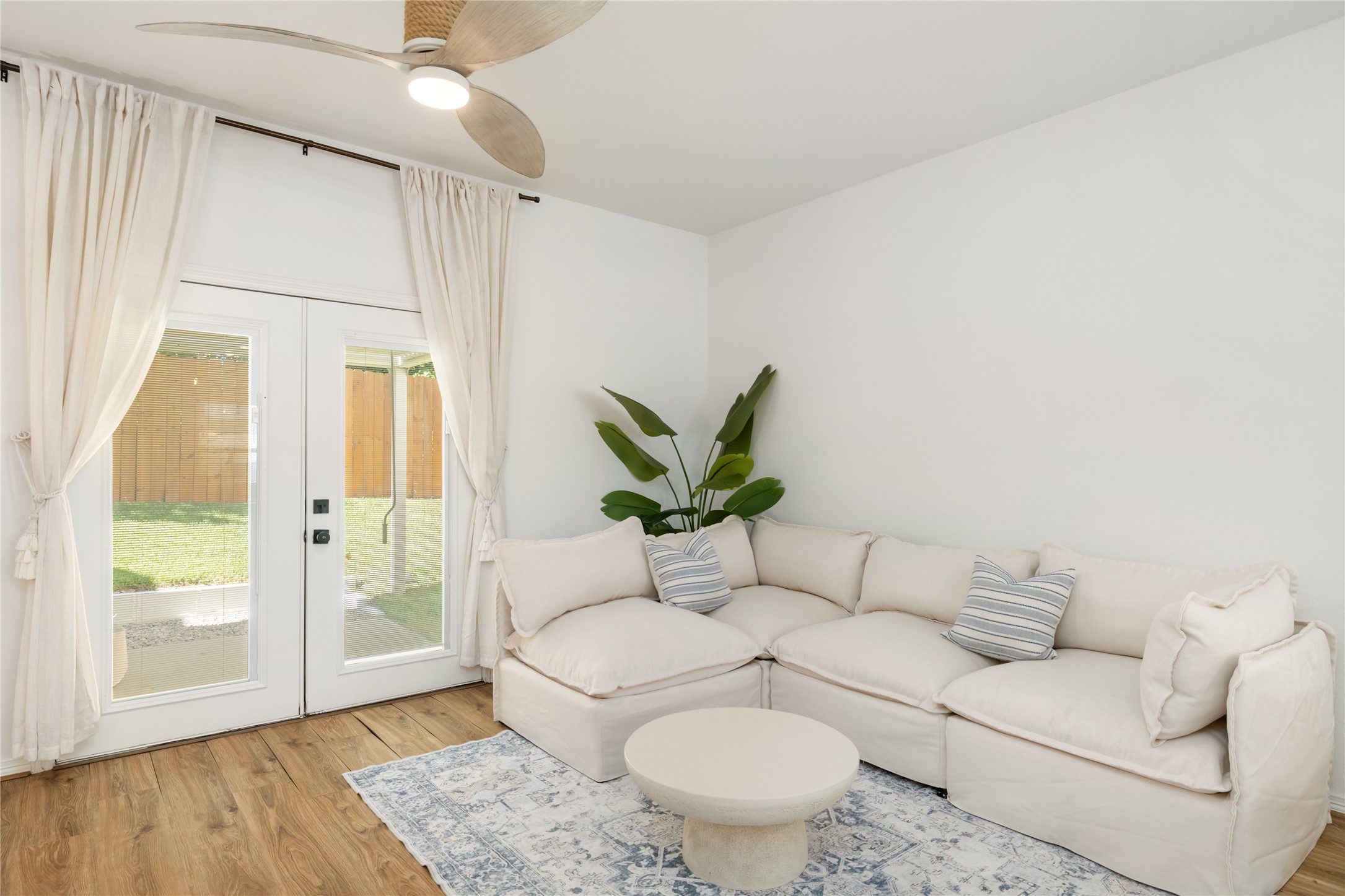 168 Capetown Property Photo 17