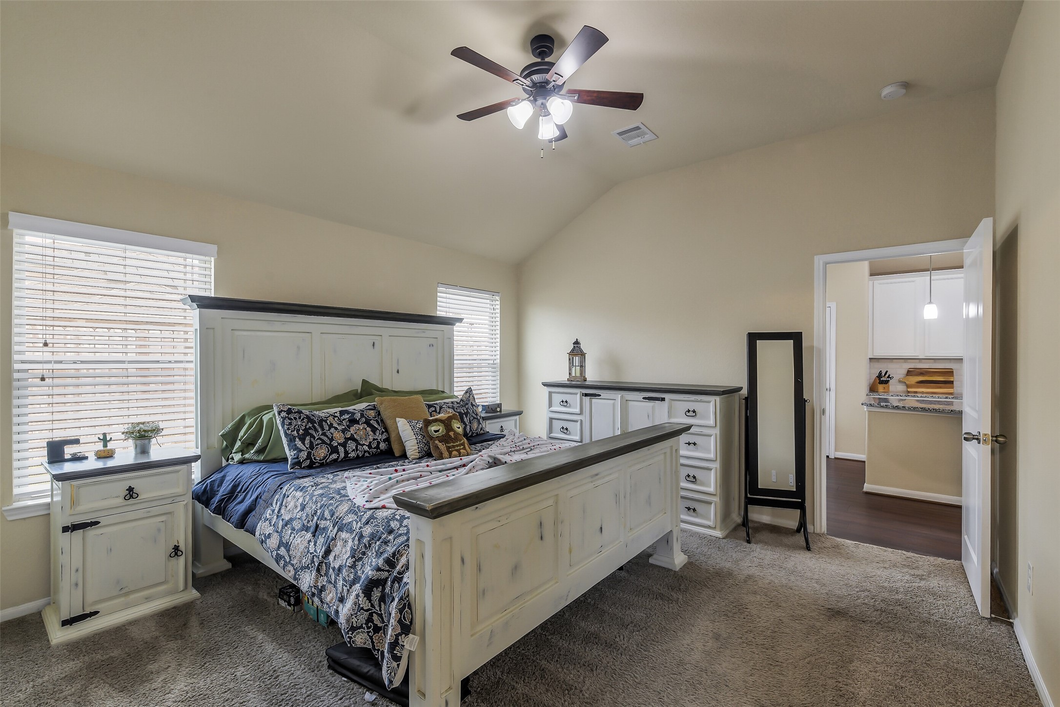 23710 Walnut Maze Court Property Photo 14