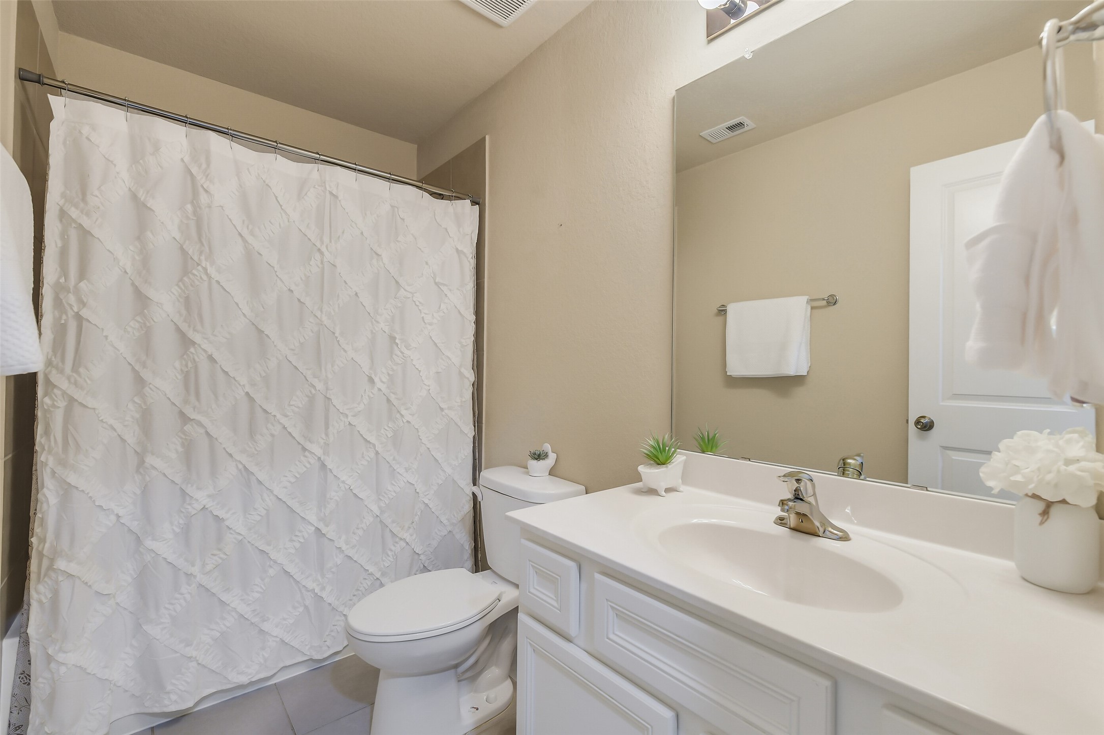 23710 Walnut Maze Court Property Photo 21