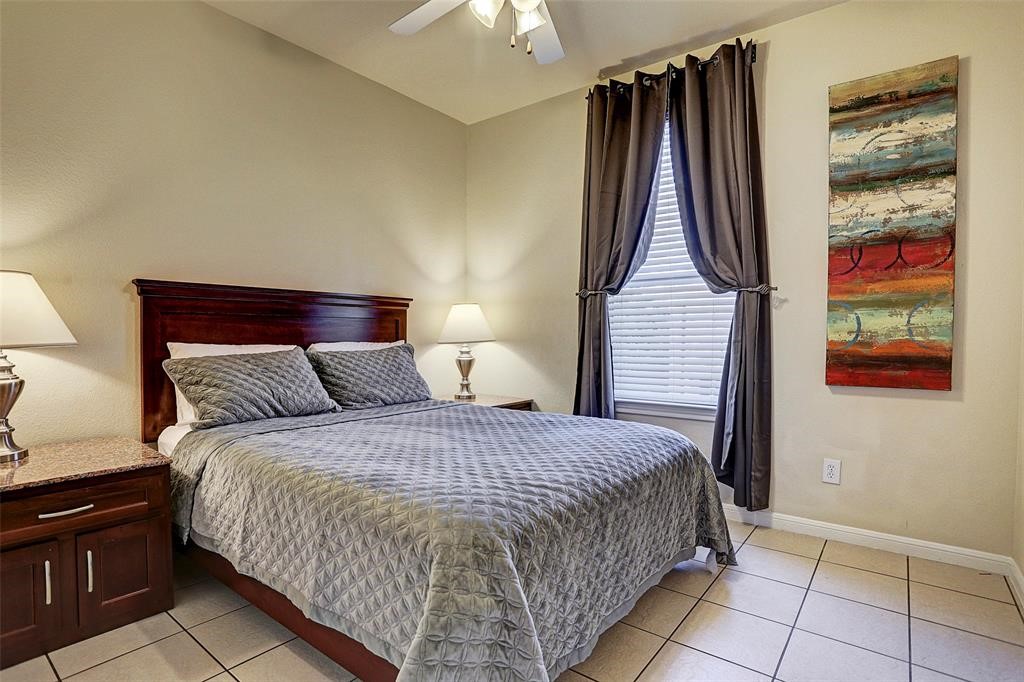 6468 Corporate Drive 2009 Property Photo 1