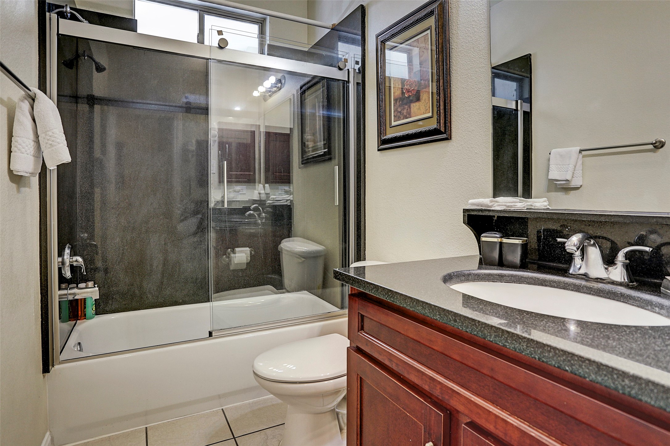 6468 Corporate Drive 2009 Property Photo 7