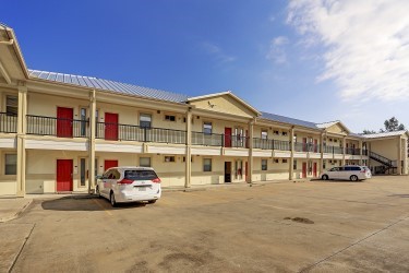 6468 Corporate Drive 2009 Property Photo 8