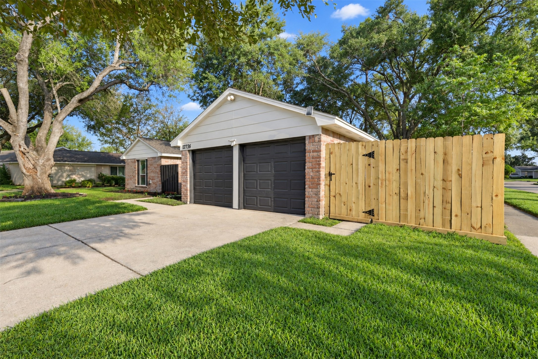 17731 Heritage Cove Court Property Photo 4