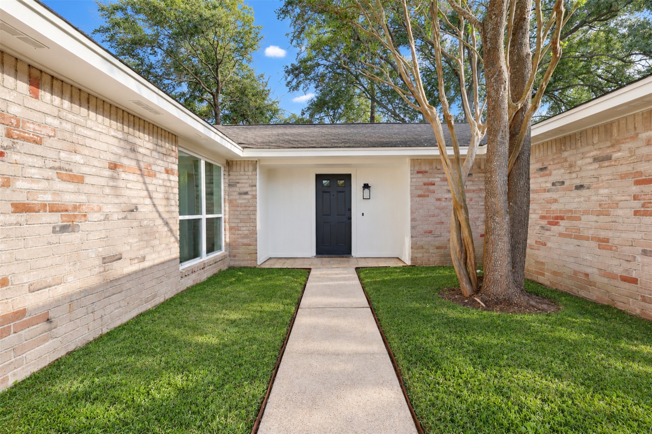 17731 Heritage Cove Court Property Photo 6
