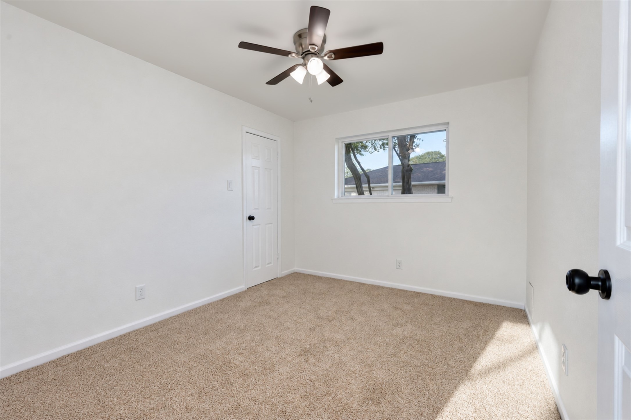 17731 Heritage Cove Court Property Photo 32
