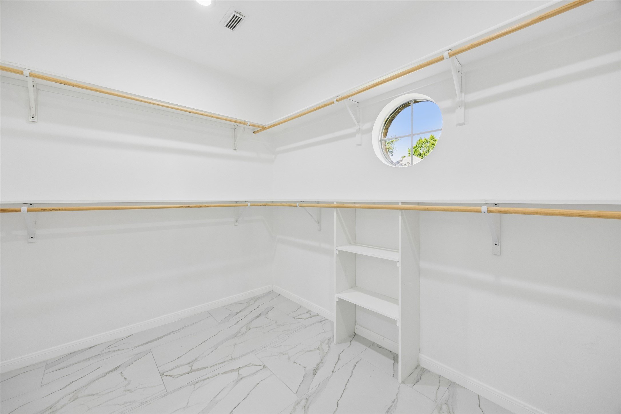 4031 Mission Valley Drive Property Photo 20