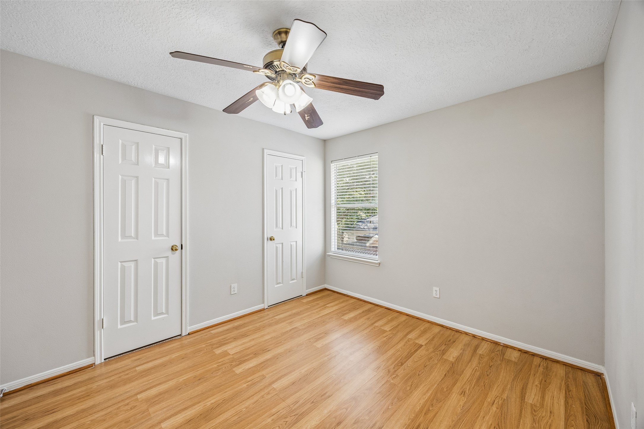 4031 Mission Valley Drive Property Photo 25