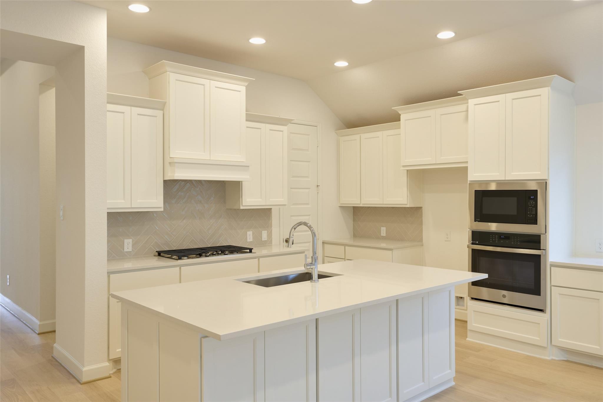 12314 Nightingale Nook Way Property Photo 16
