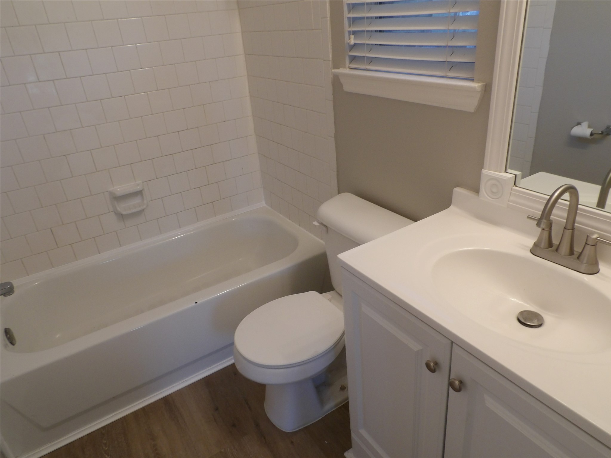 5914 Red River Drive Property Photo 6