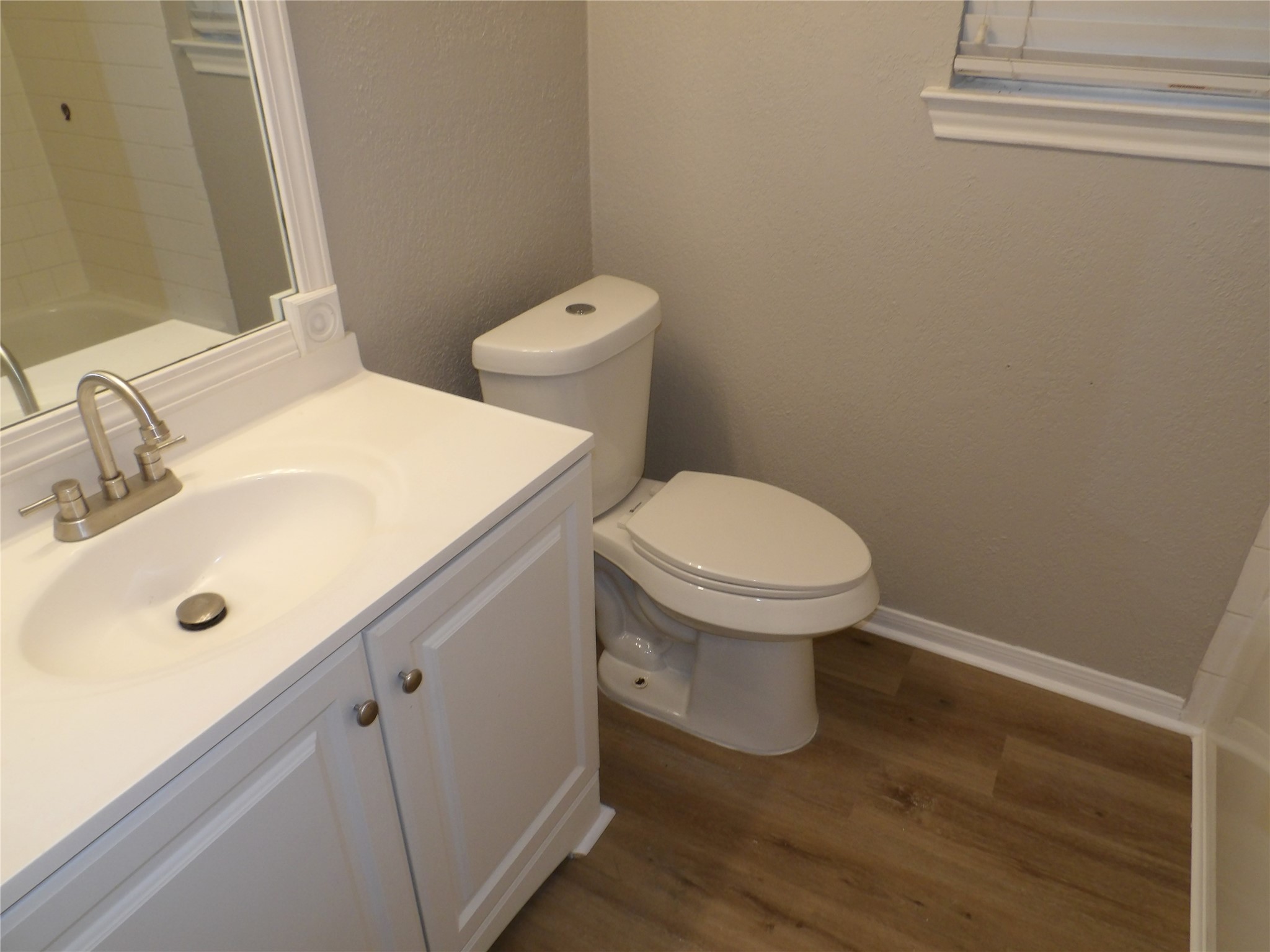 5914 Red River Drive Property Photo 9