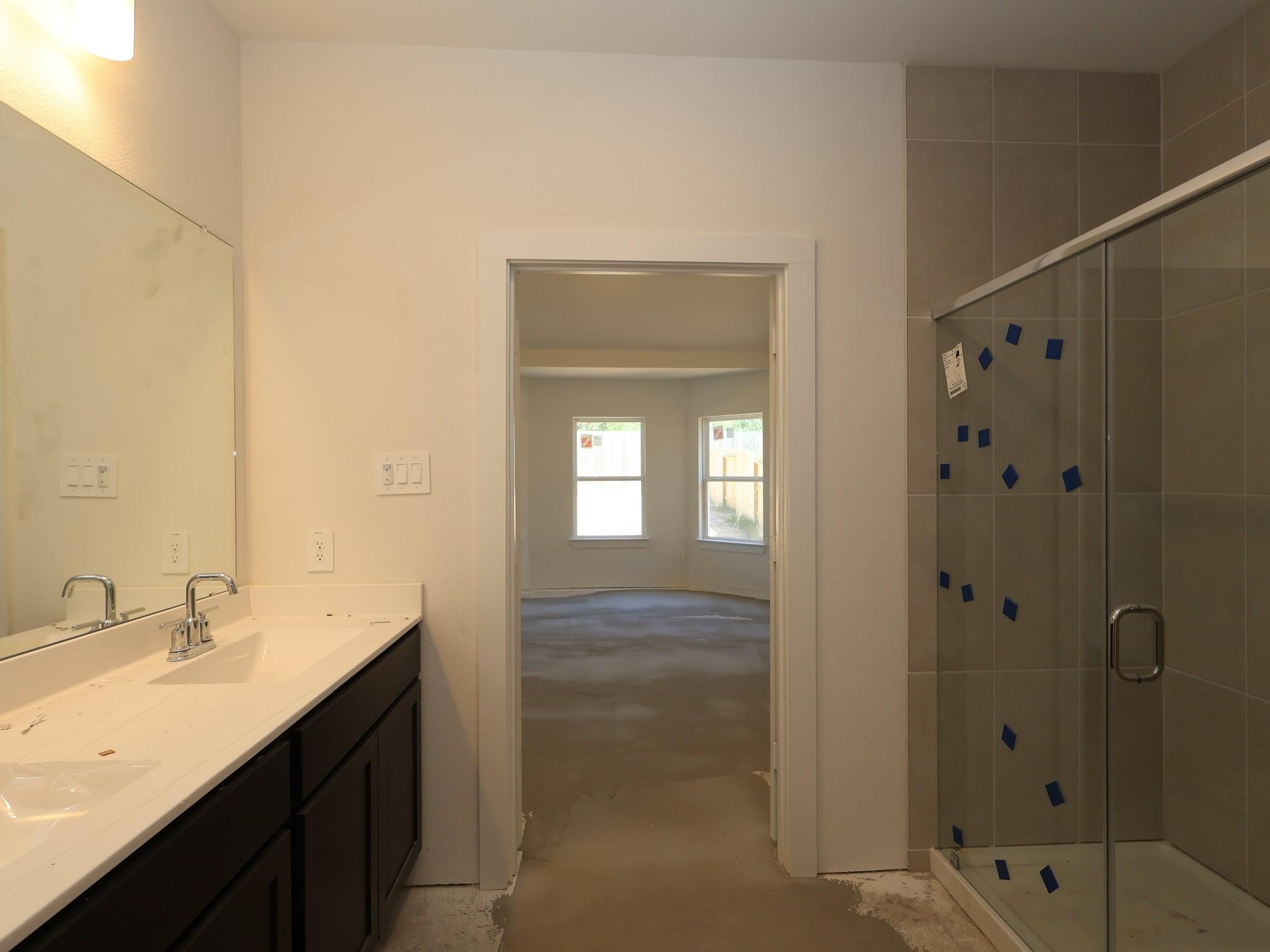 609 Falling Cave Drive, Willis Tx 77378 Property Photo 7