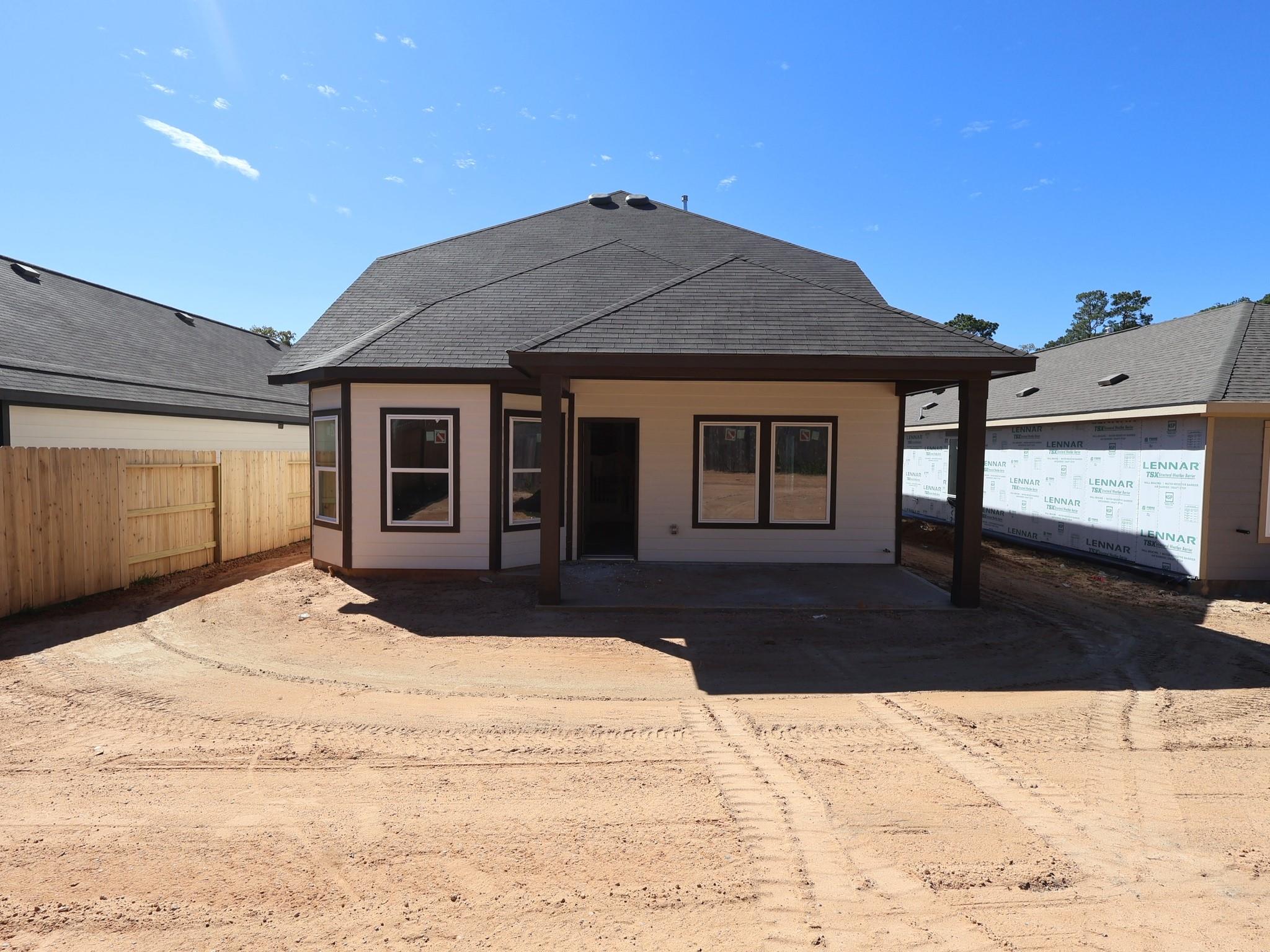 609 Falling Cave Drive, Willis Tx 77378 Property Photo 9