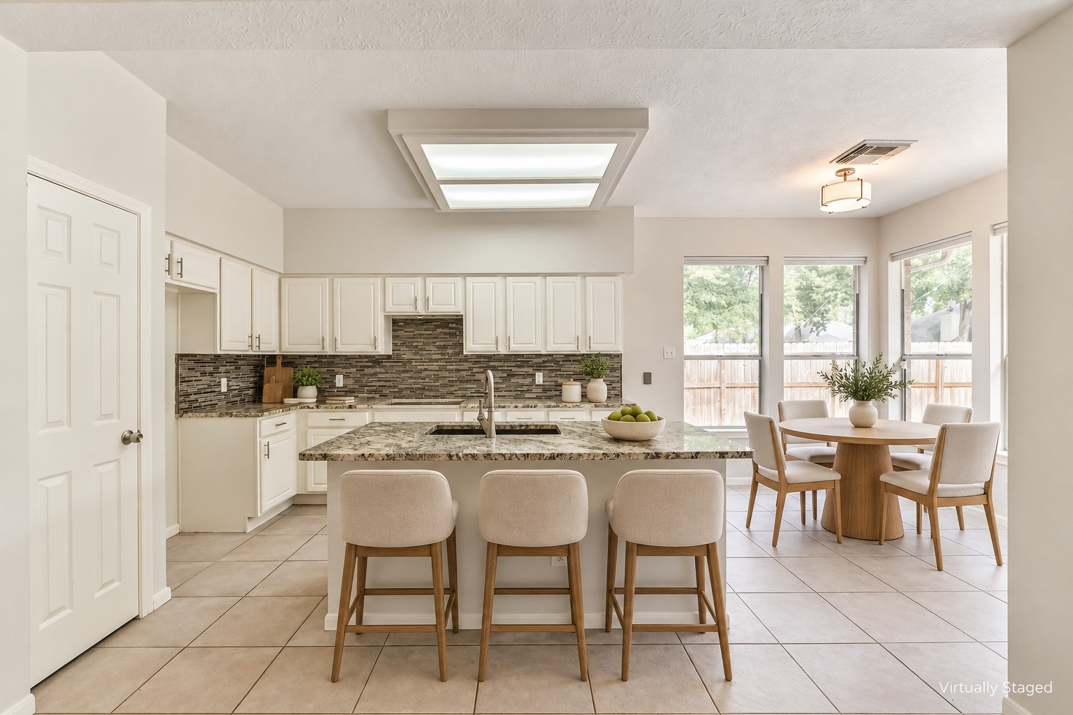 6338 Maple Spring Place Property Photo 6
