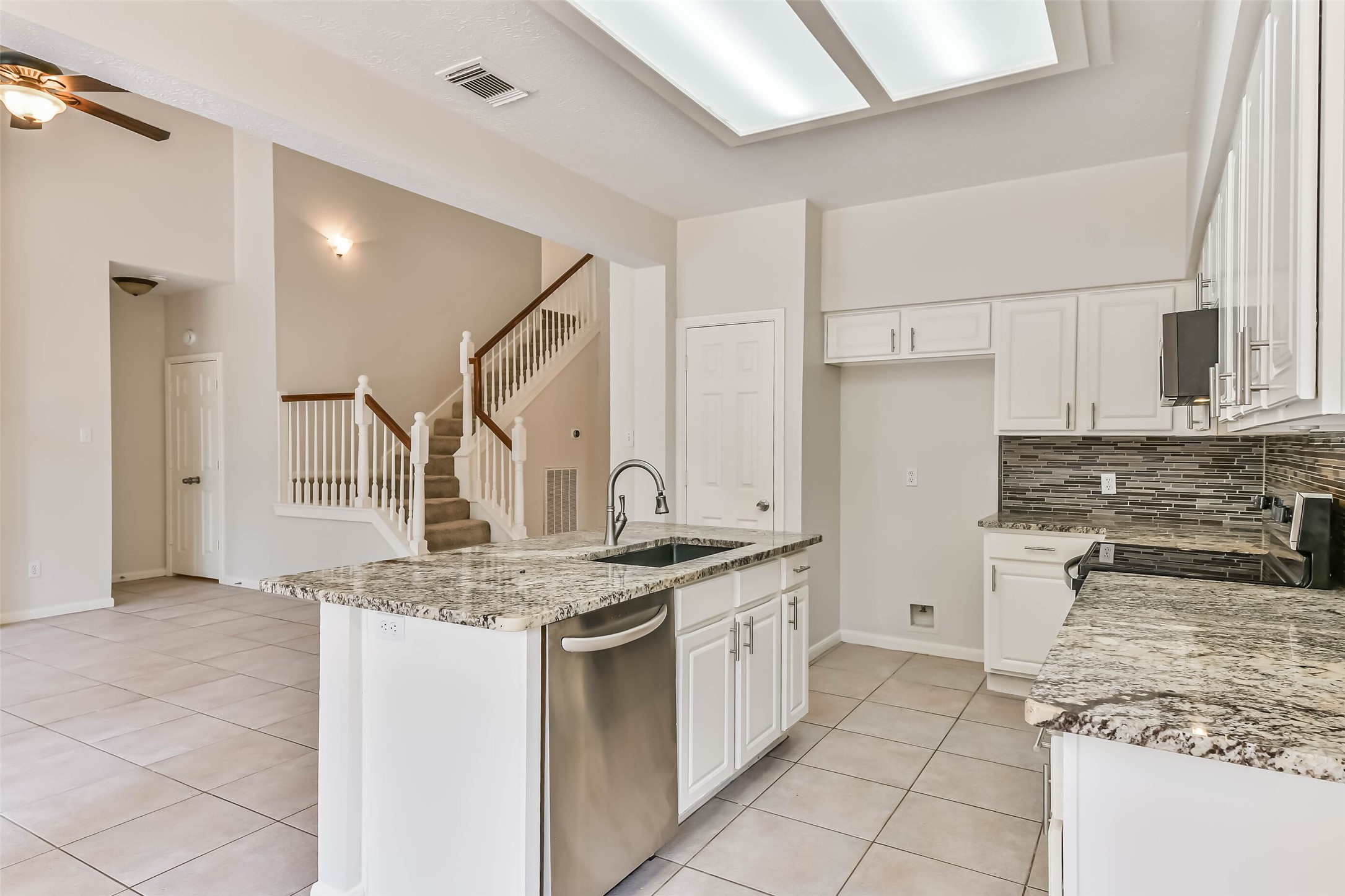 6338 Maple Spring Place Property Photo 14