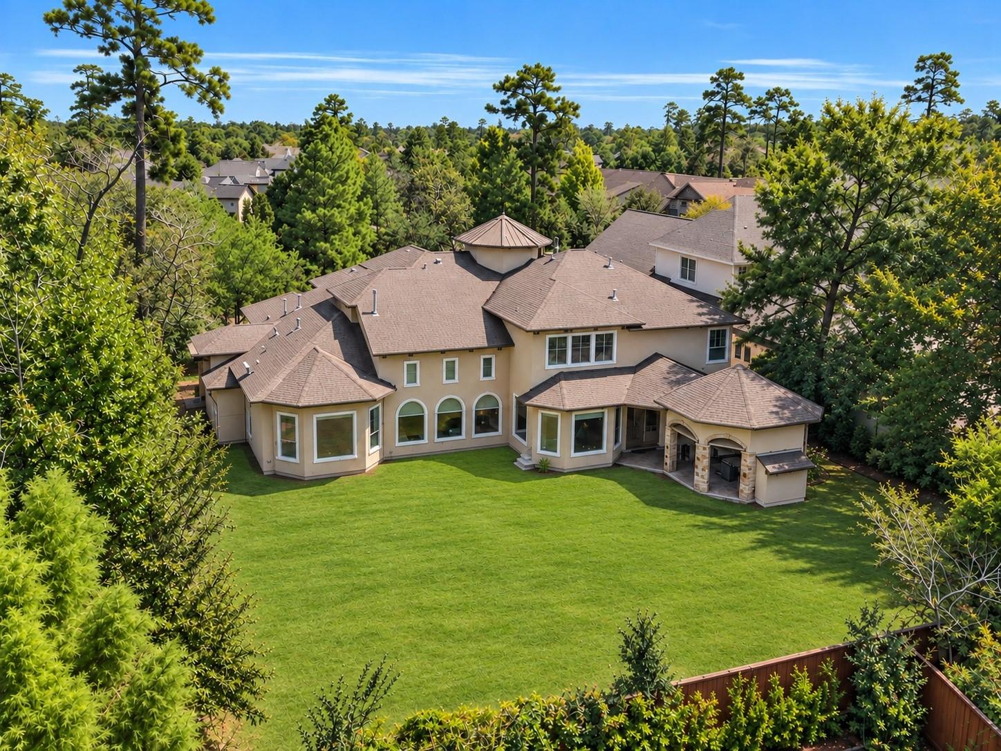 7 Player Ridge, The Woodlands Tx 77382 Property Photo 3