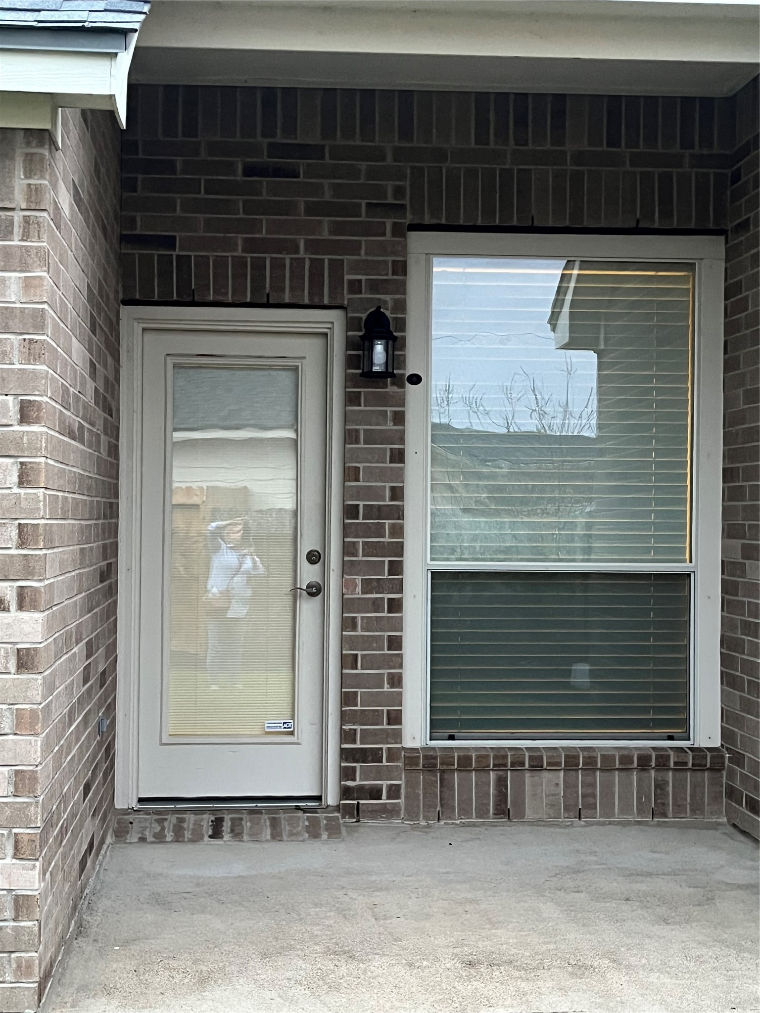 2904 Lakemist Court Property Photo 5