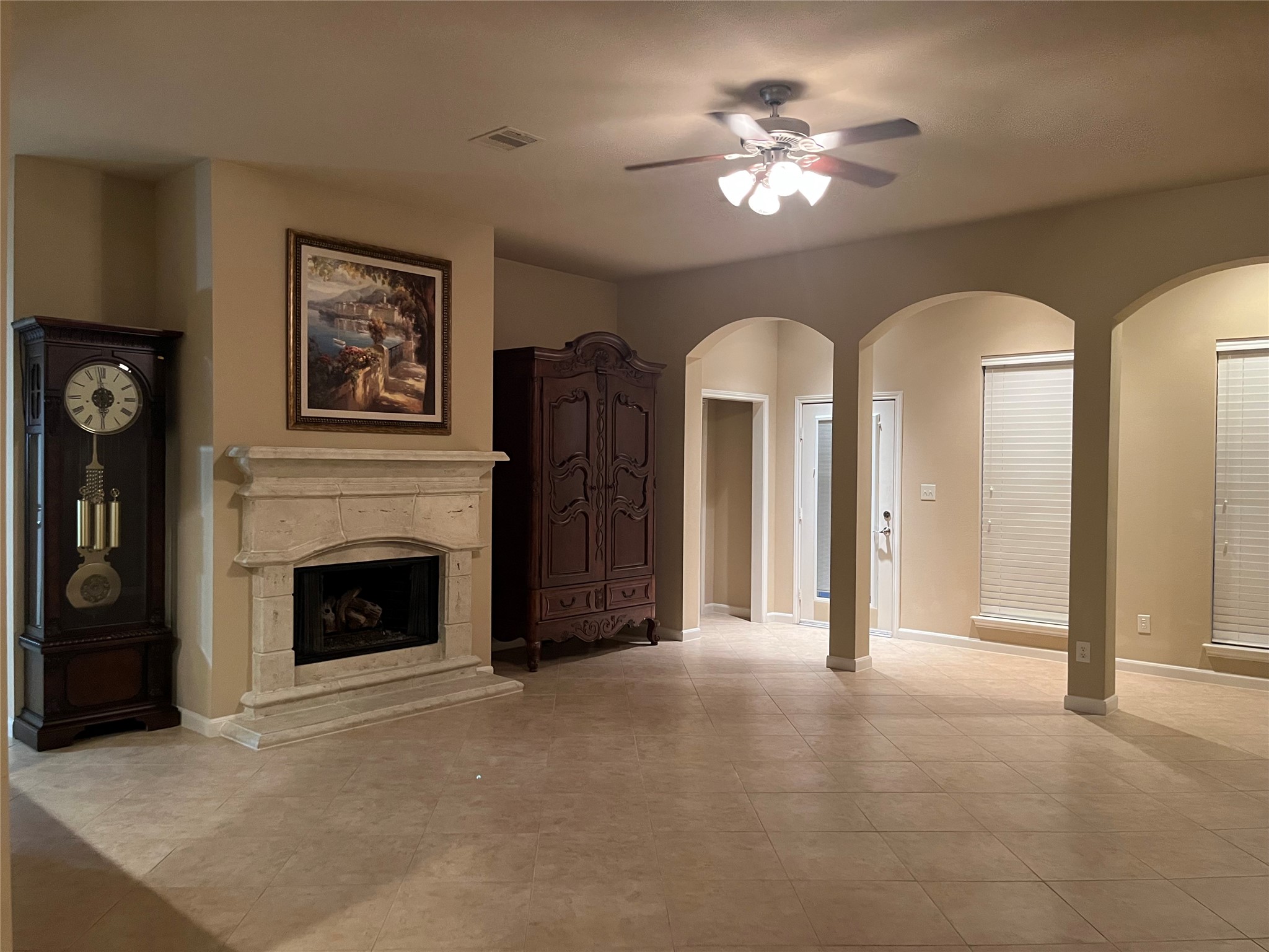 2904 Lakemist Court Property Photo 9