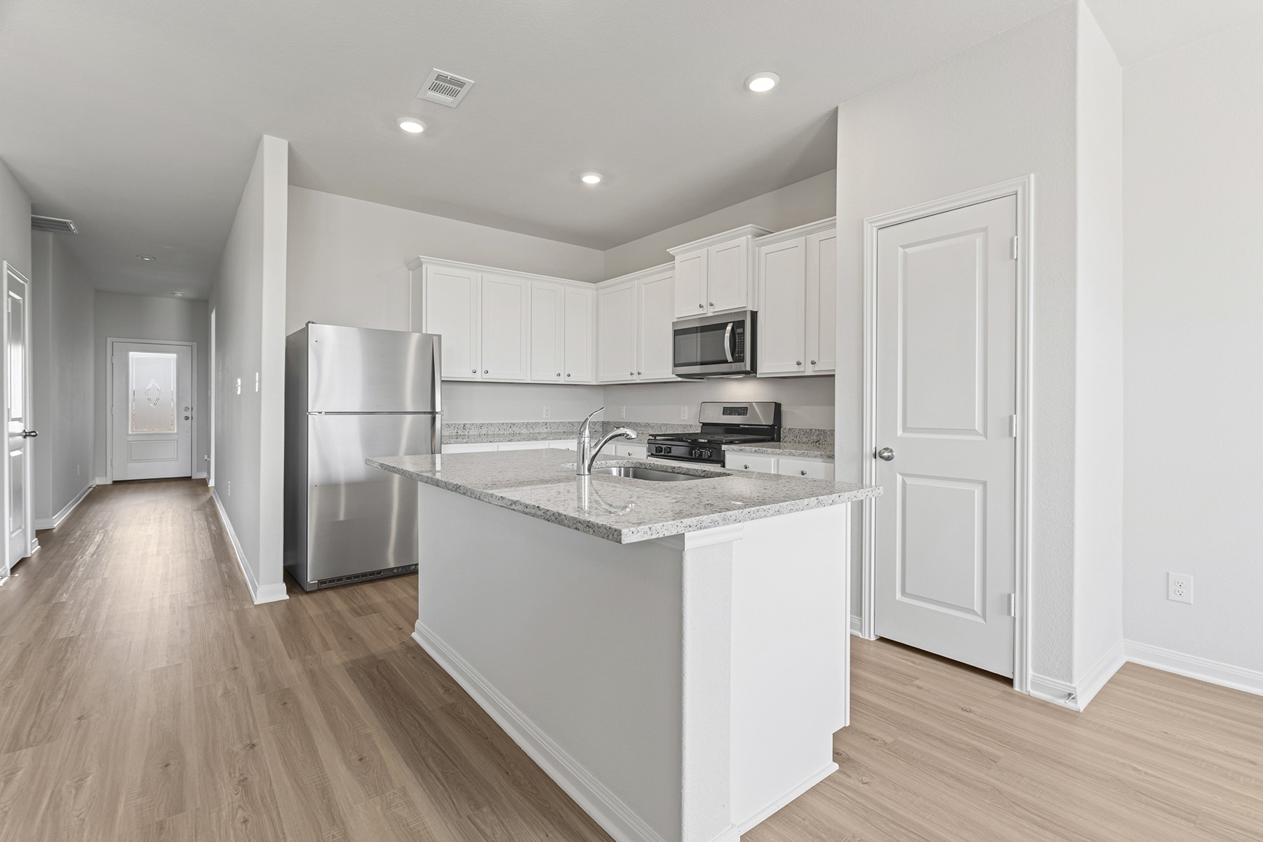 7522 Tipton Meadow Way Property Photo 3