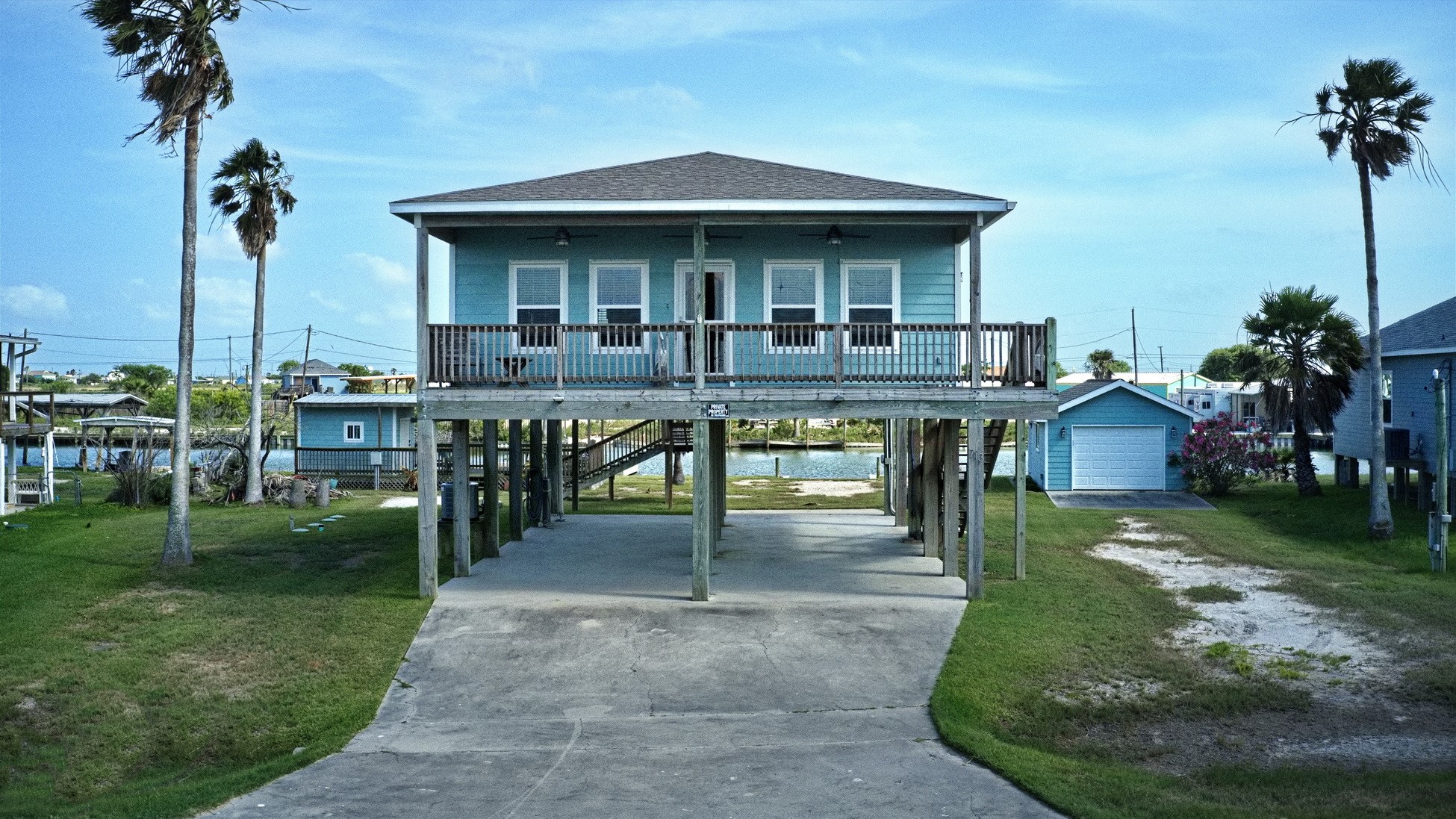 713 Copano Cove Road Property Photo 1