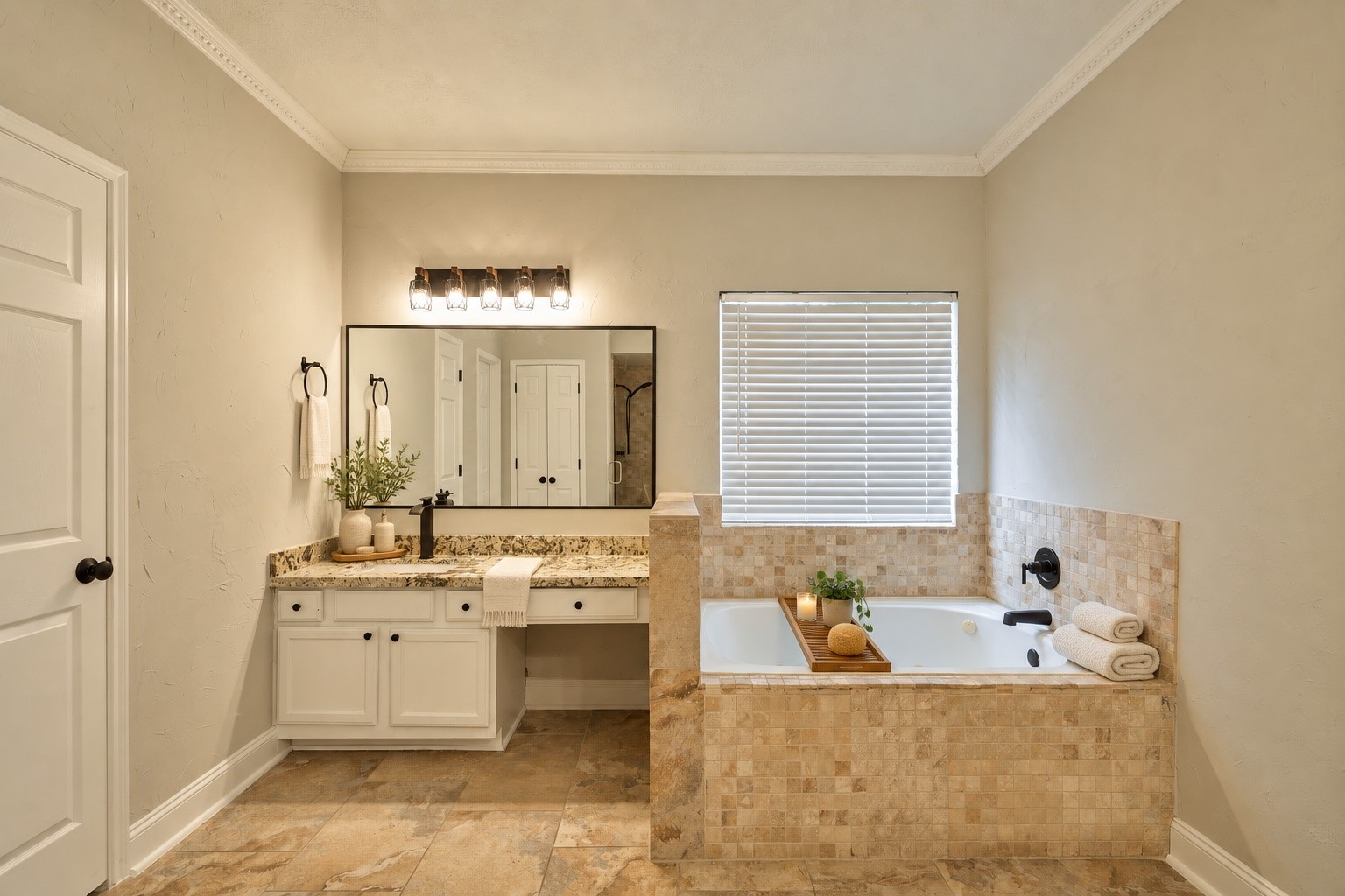 28130 Laura Court Property Photo 14