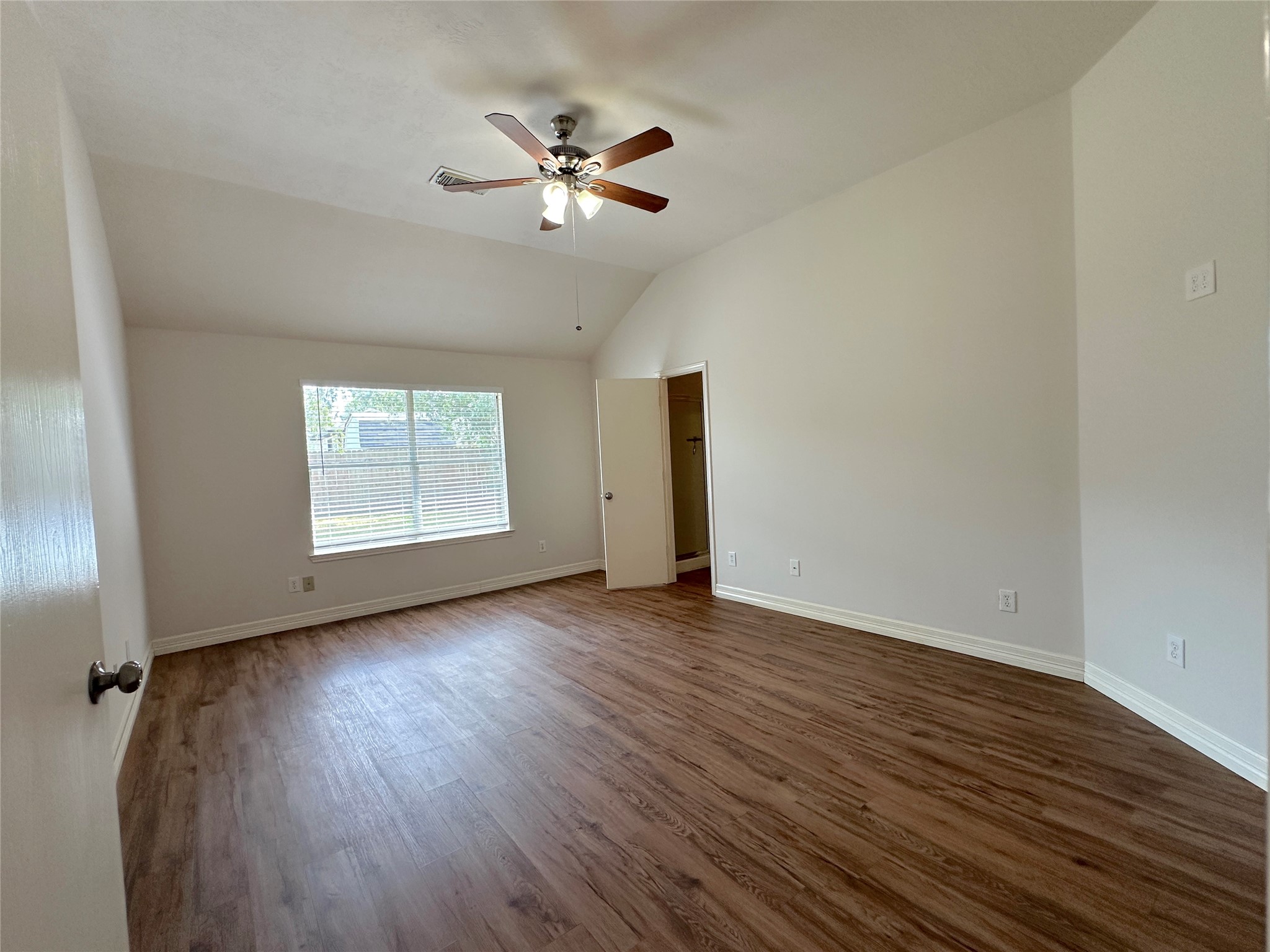 702 Danbury Park Lane Property Photo 14