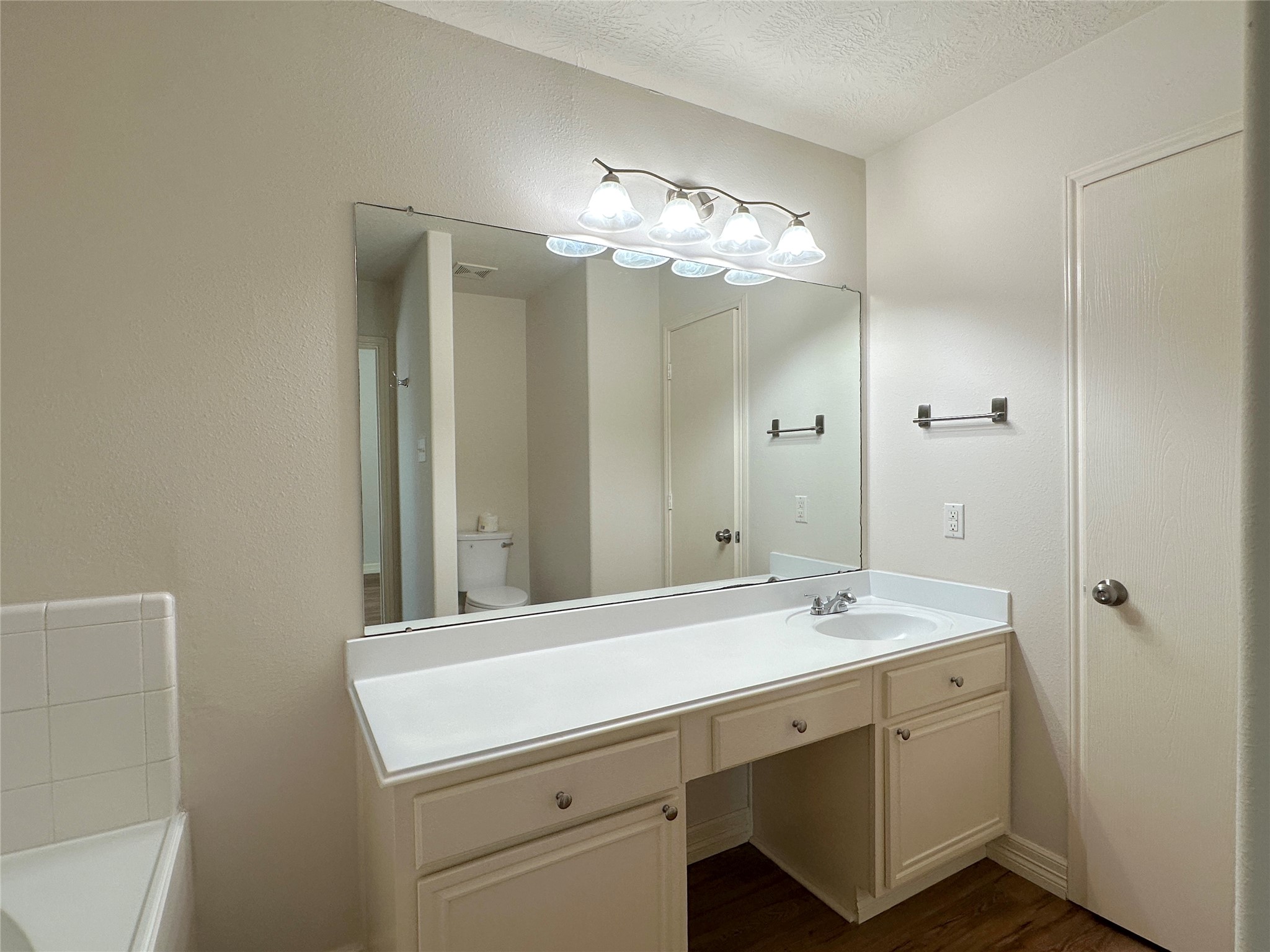 702 Danbury Park Lane Property Photo 15