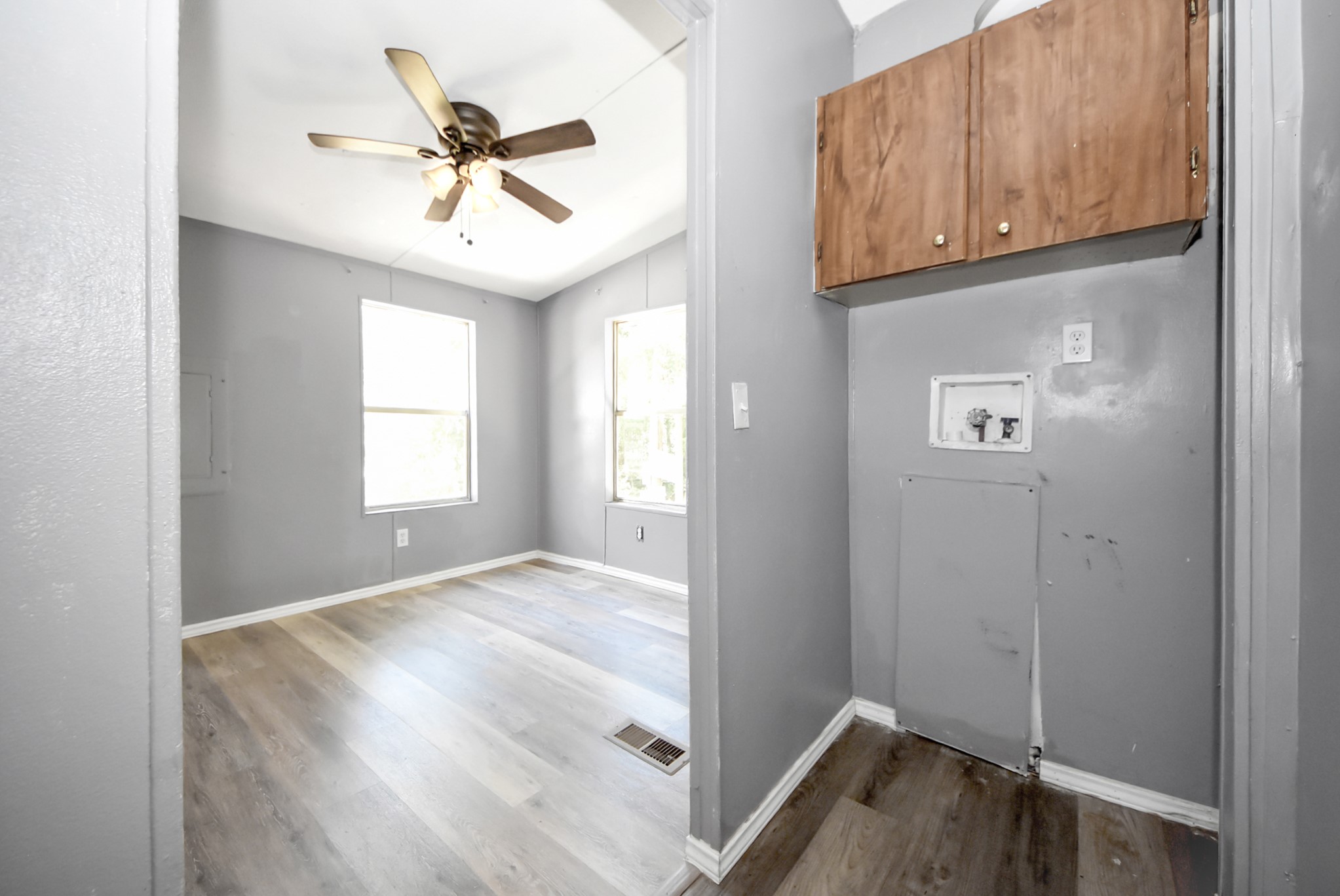 14009 Rustic Lane Property Photo 17