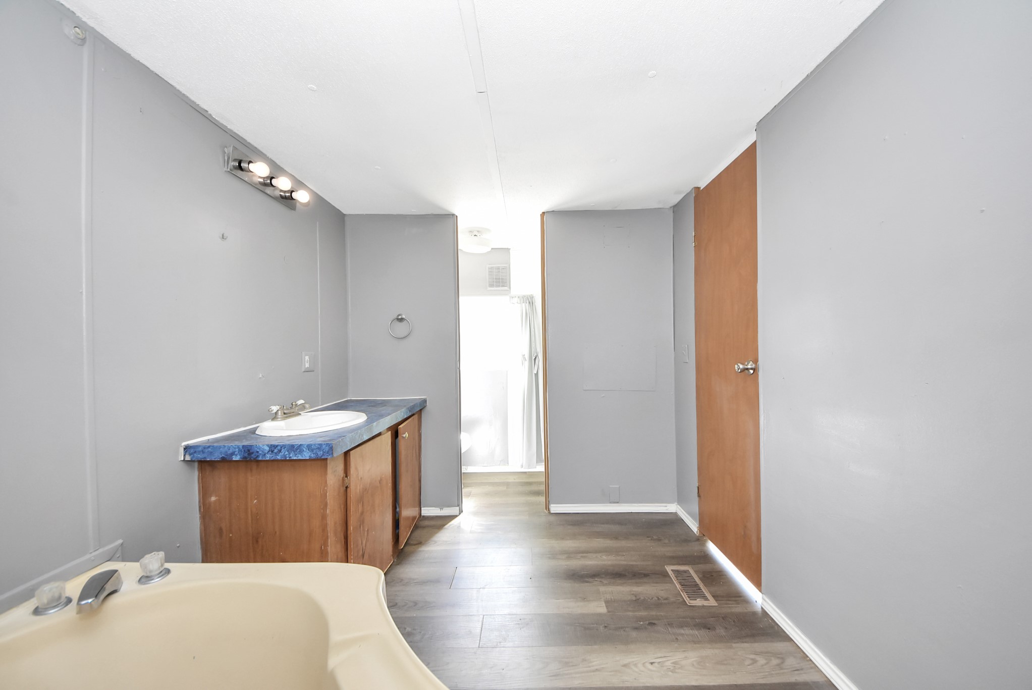 14009 Rustic Lane Property Photo 22